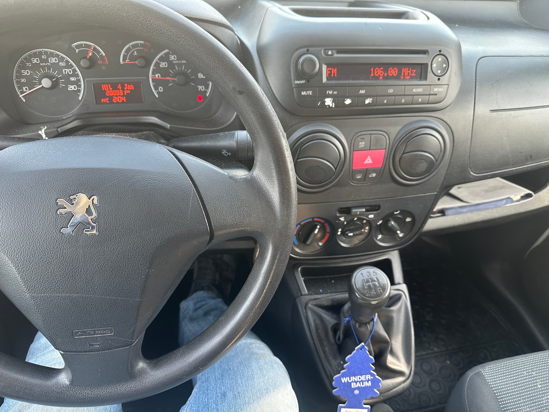 PEUGEOT Bipper 1.3 HDi-image-11