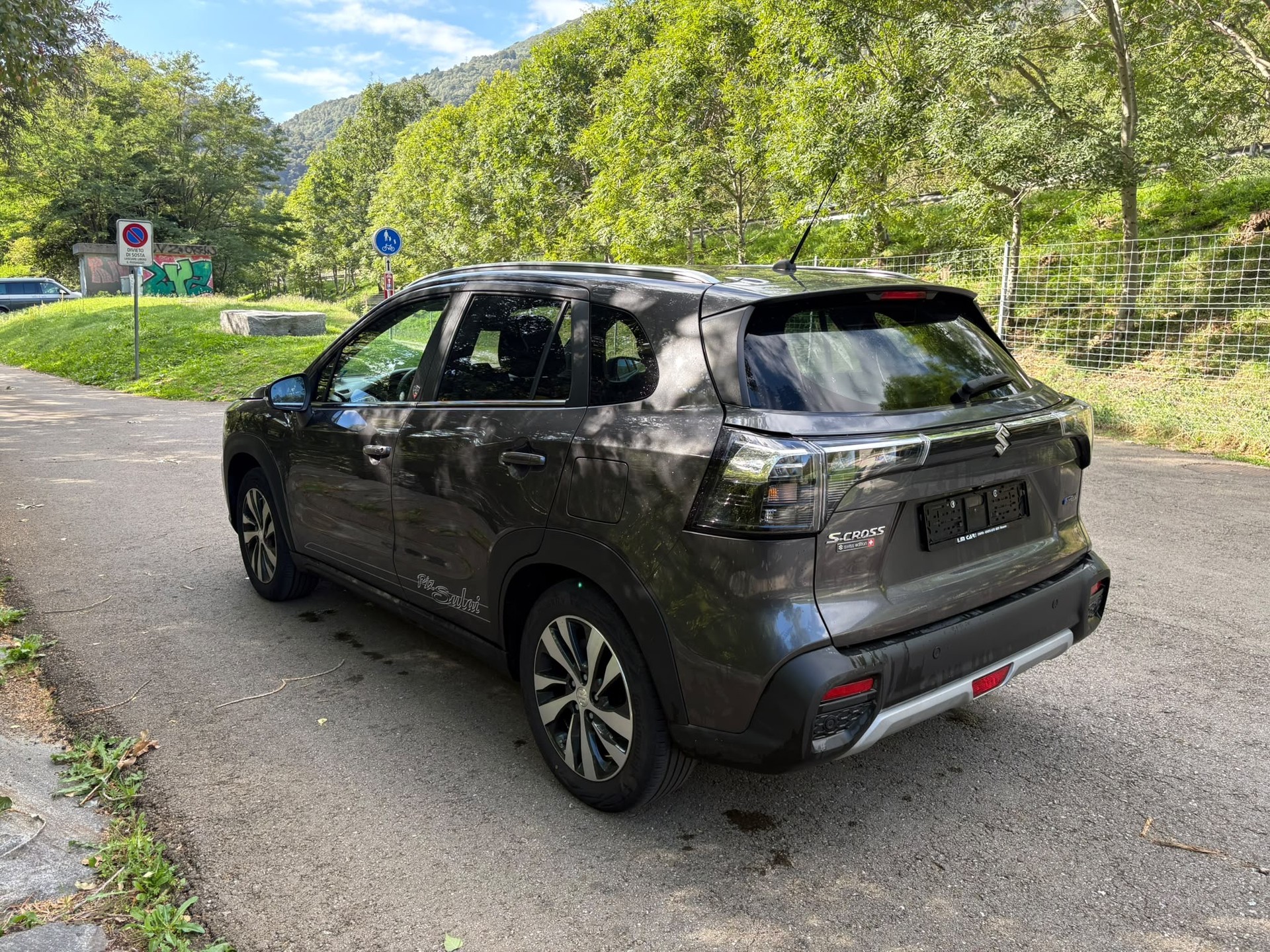 SUZUKI S-Cross 1.5 Piz Sulai Top Hybrid-image-4