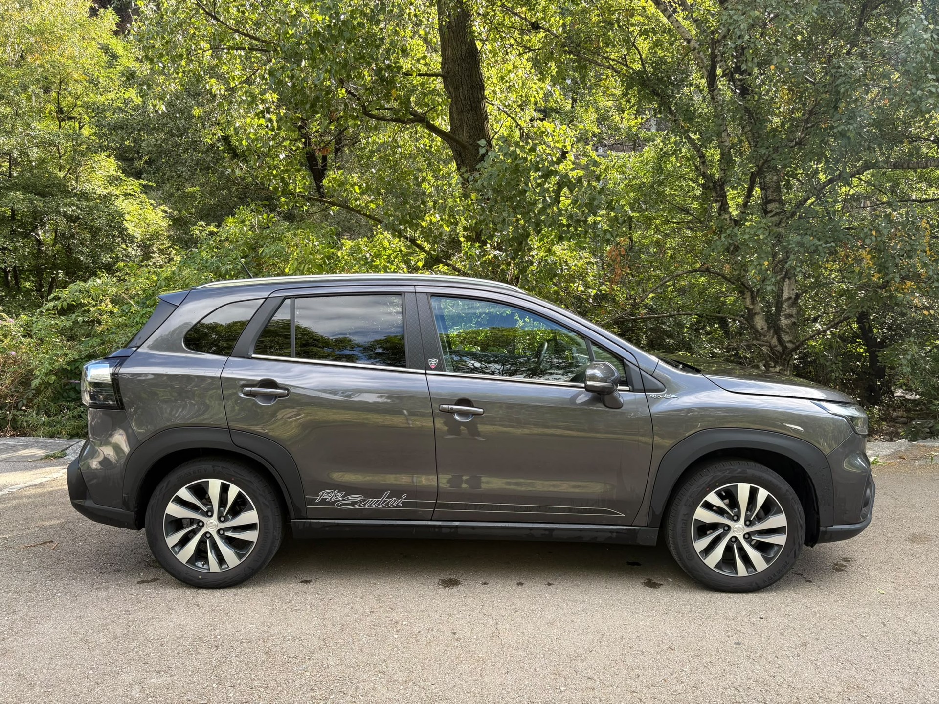 SUZUKI S-Cross 1.5 Piz Sulai Top Hybrid-image-1