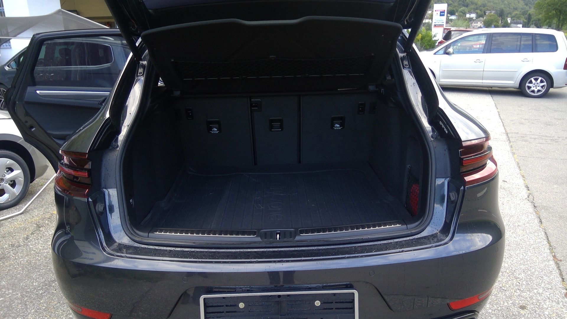 PORSCHE Macan S PDK-image-5