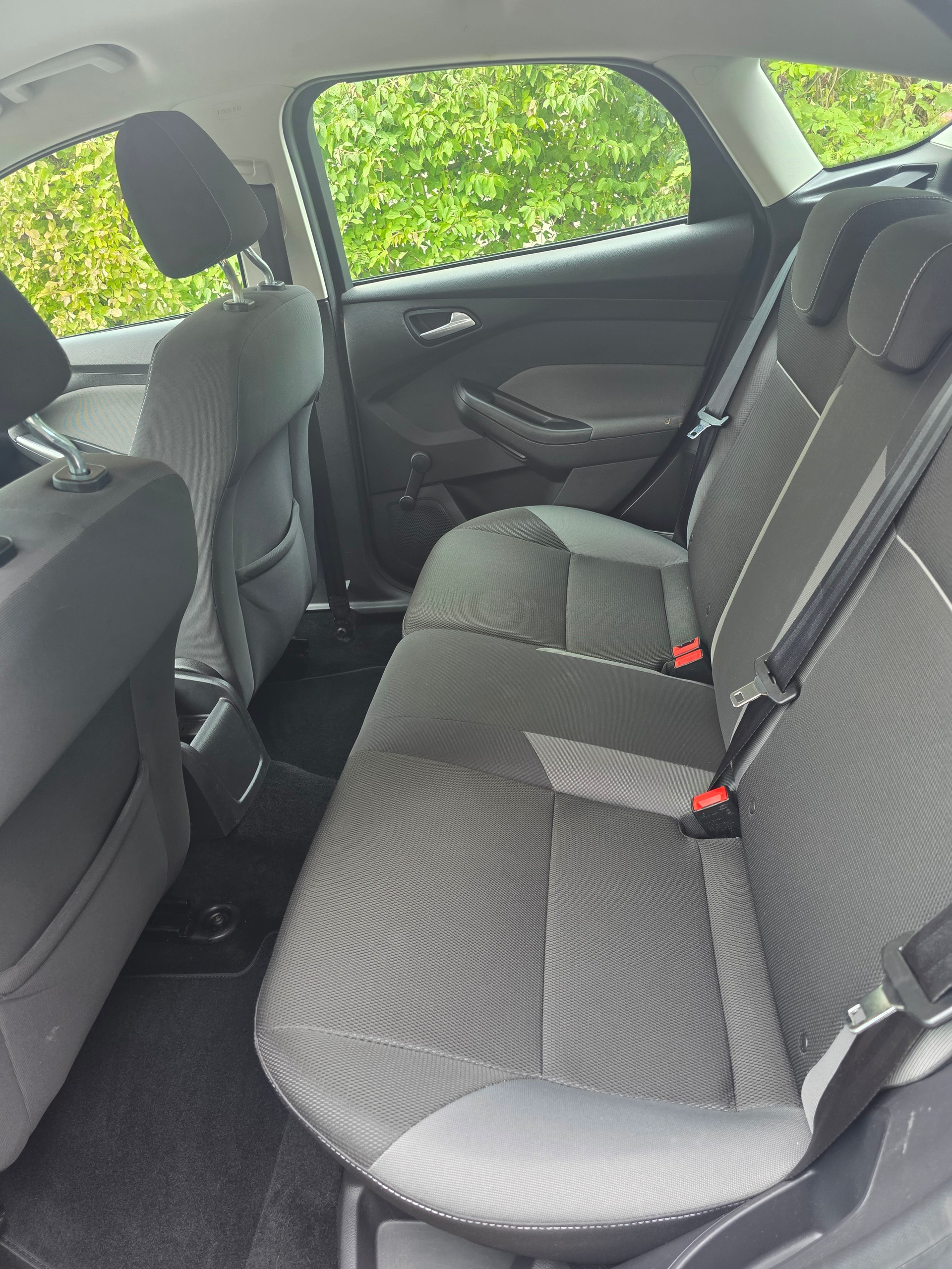FORD Focus 1.0 SCTi Trend-image-12