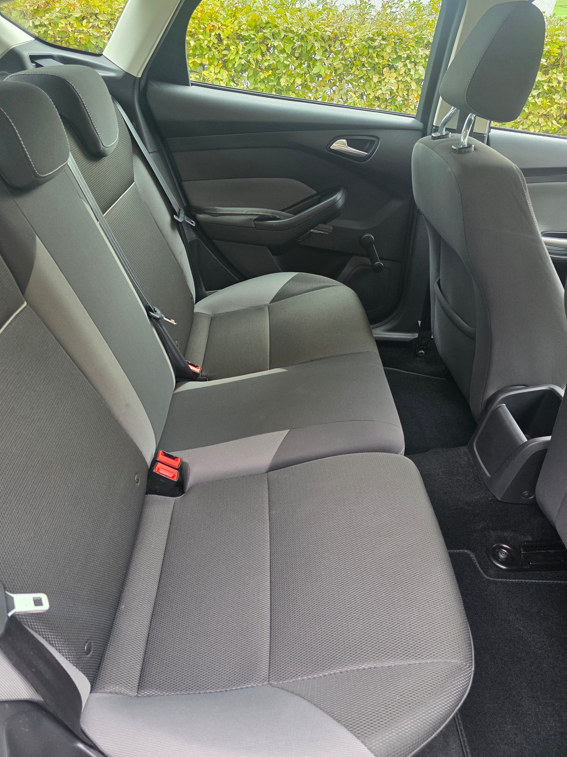 FORD Focus 1.0 SCTi Trend-image-11