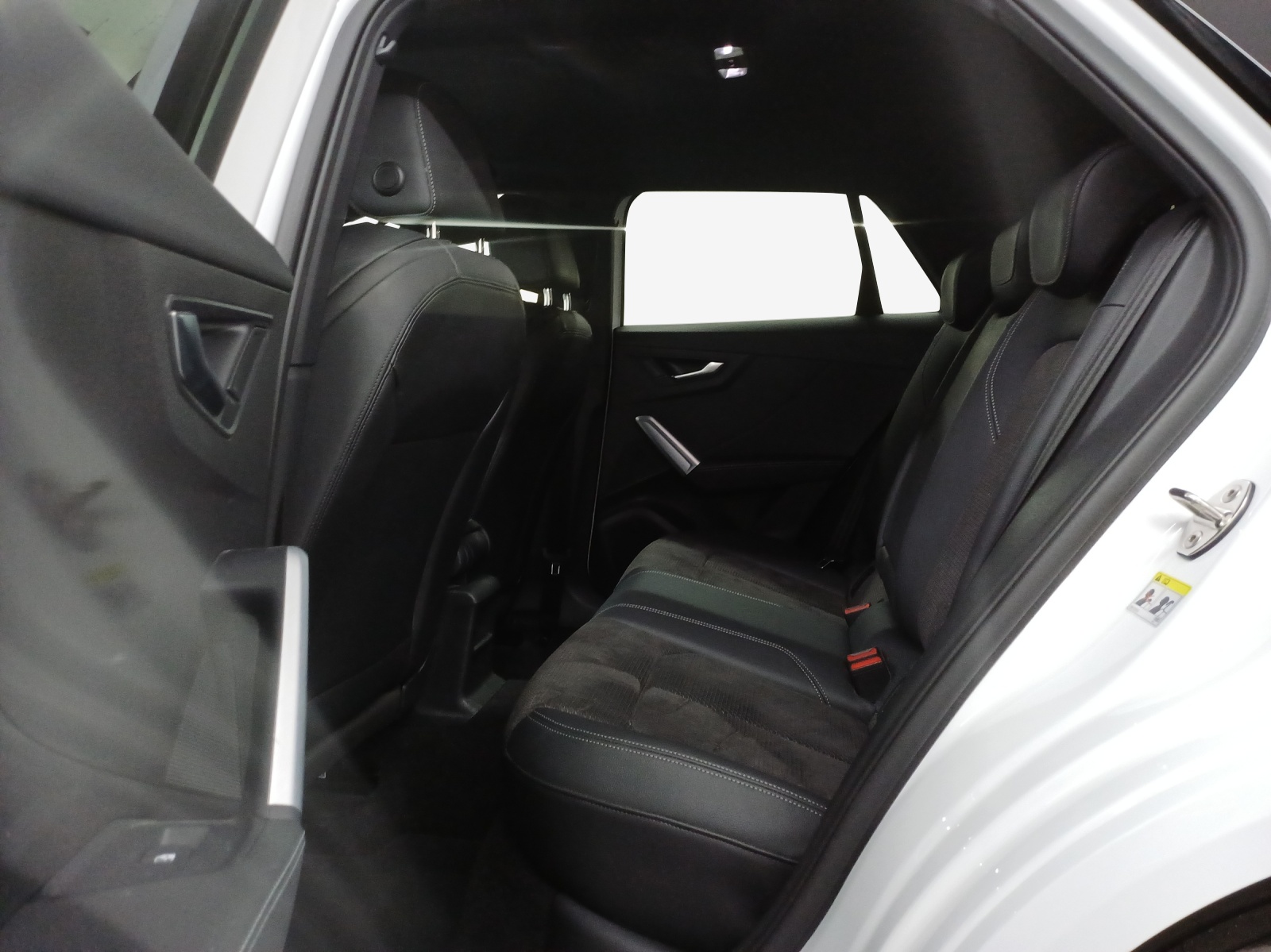 AUDI SQ2 TFSI quattro S-tronic-image-11