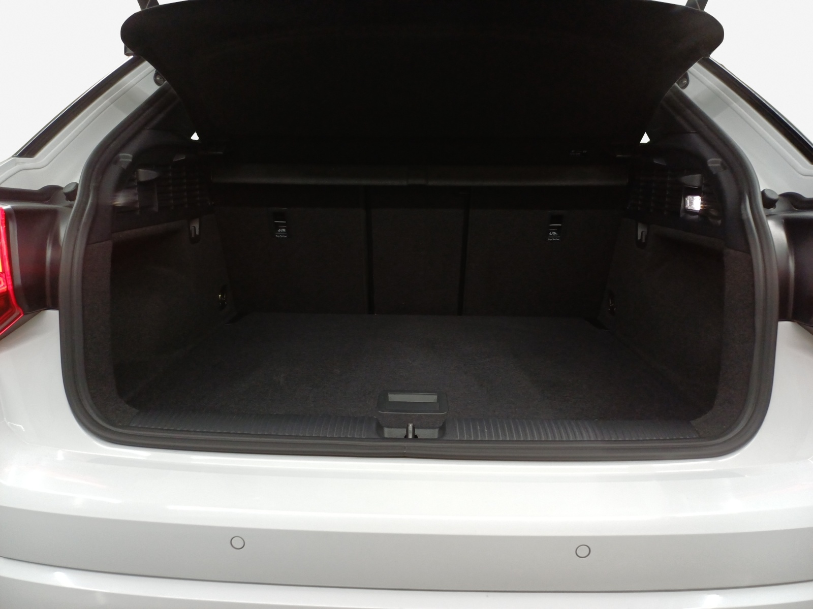 AUDI SQ2 TFSI quattro S-tronic-image-12