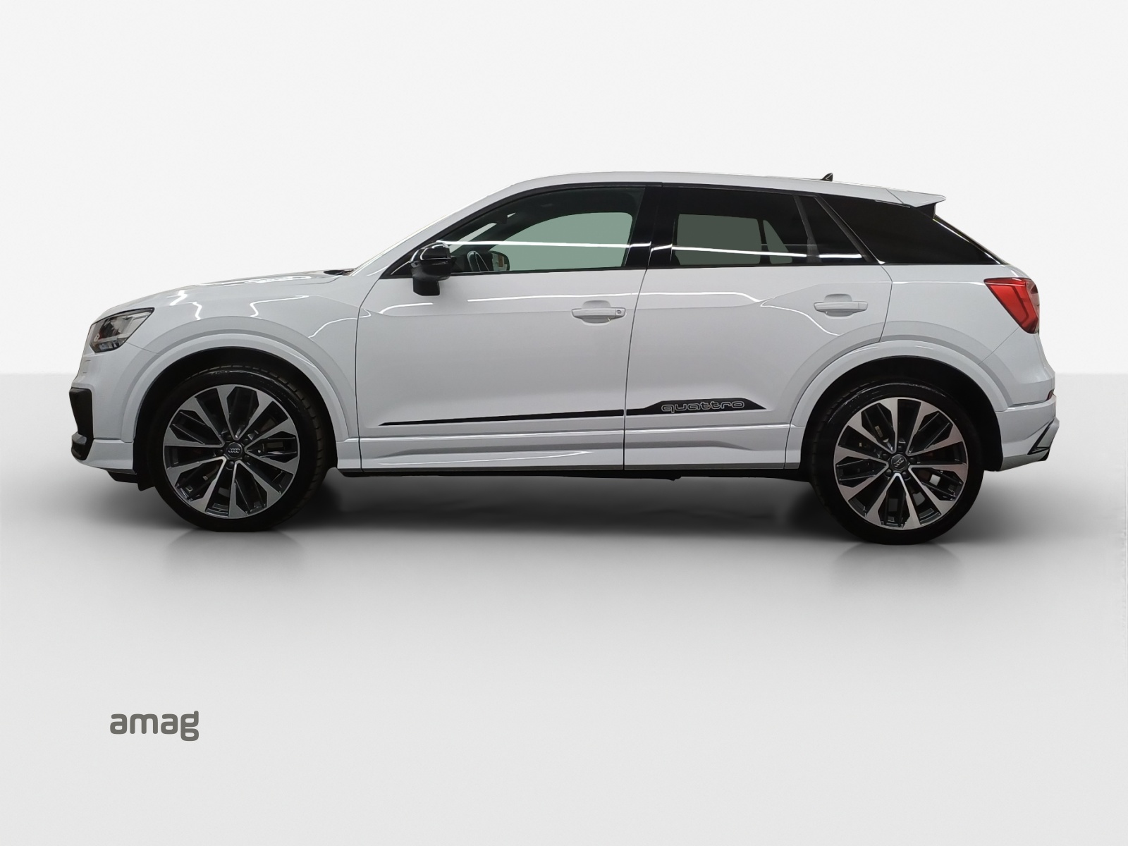 AUDI SQ2 TFSI quattro S-tronic-image-1