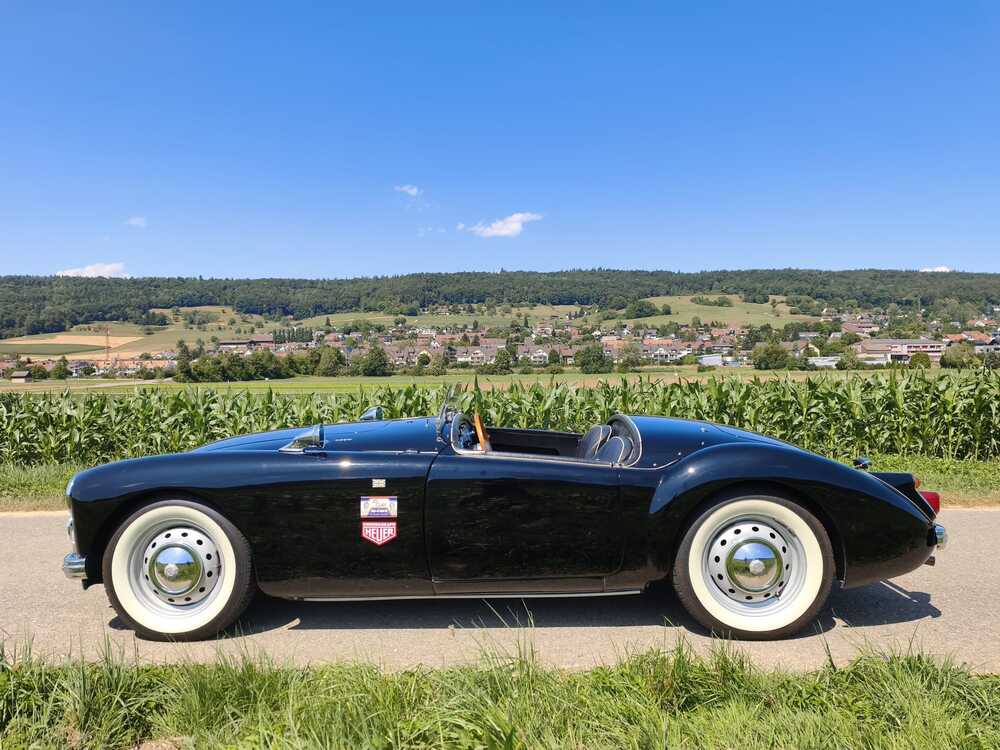 MG MGA 1600-image-2
