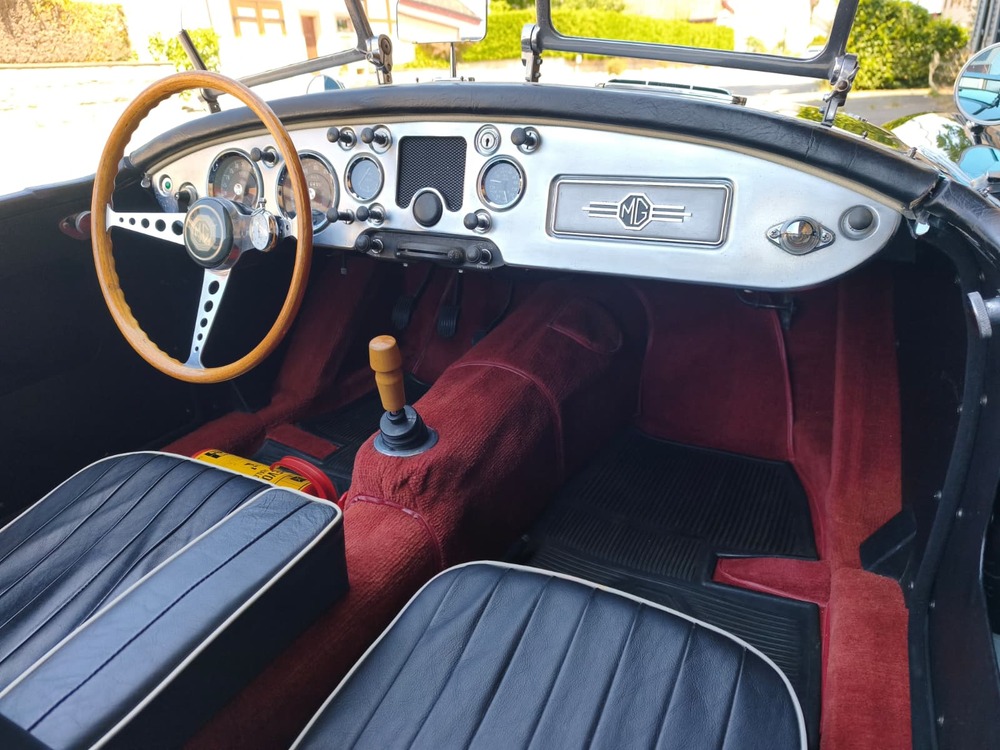MG MGA 1600-image-9