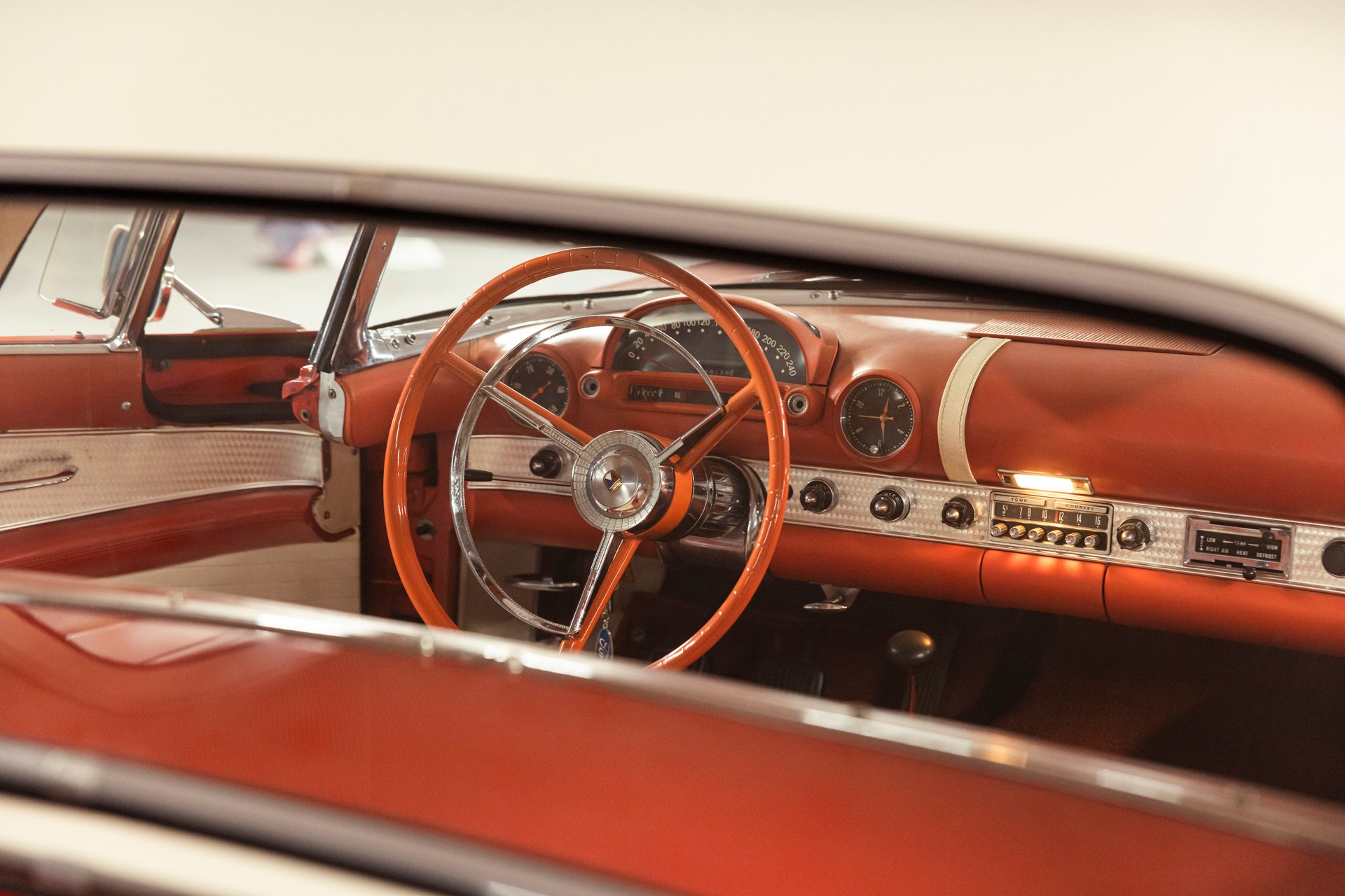 FORD Y8 Veteranfahrzeug-image-14