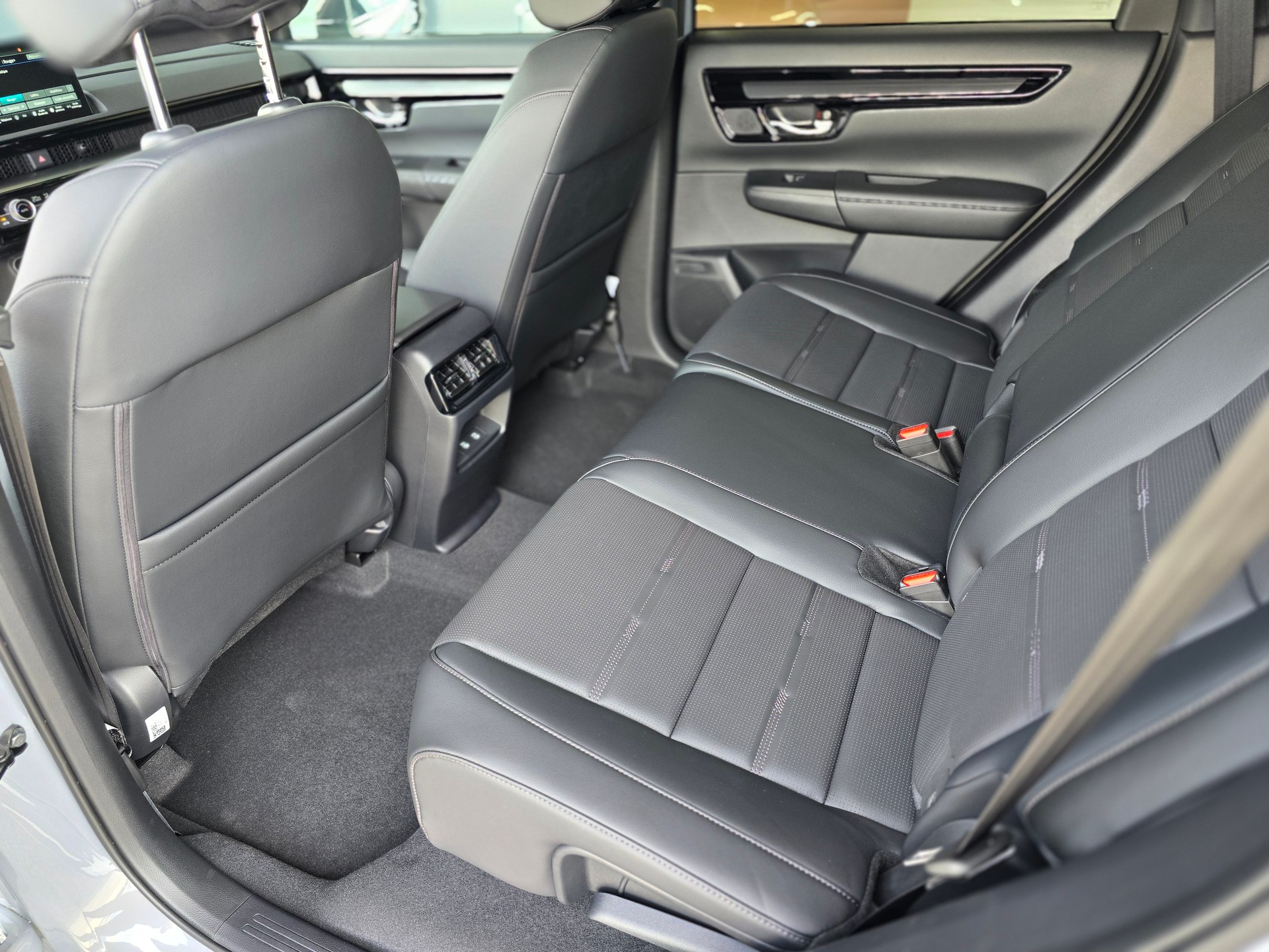 HONDA CR-V 2.0i MMDElegance 4WD-image-7