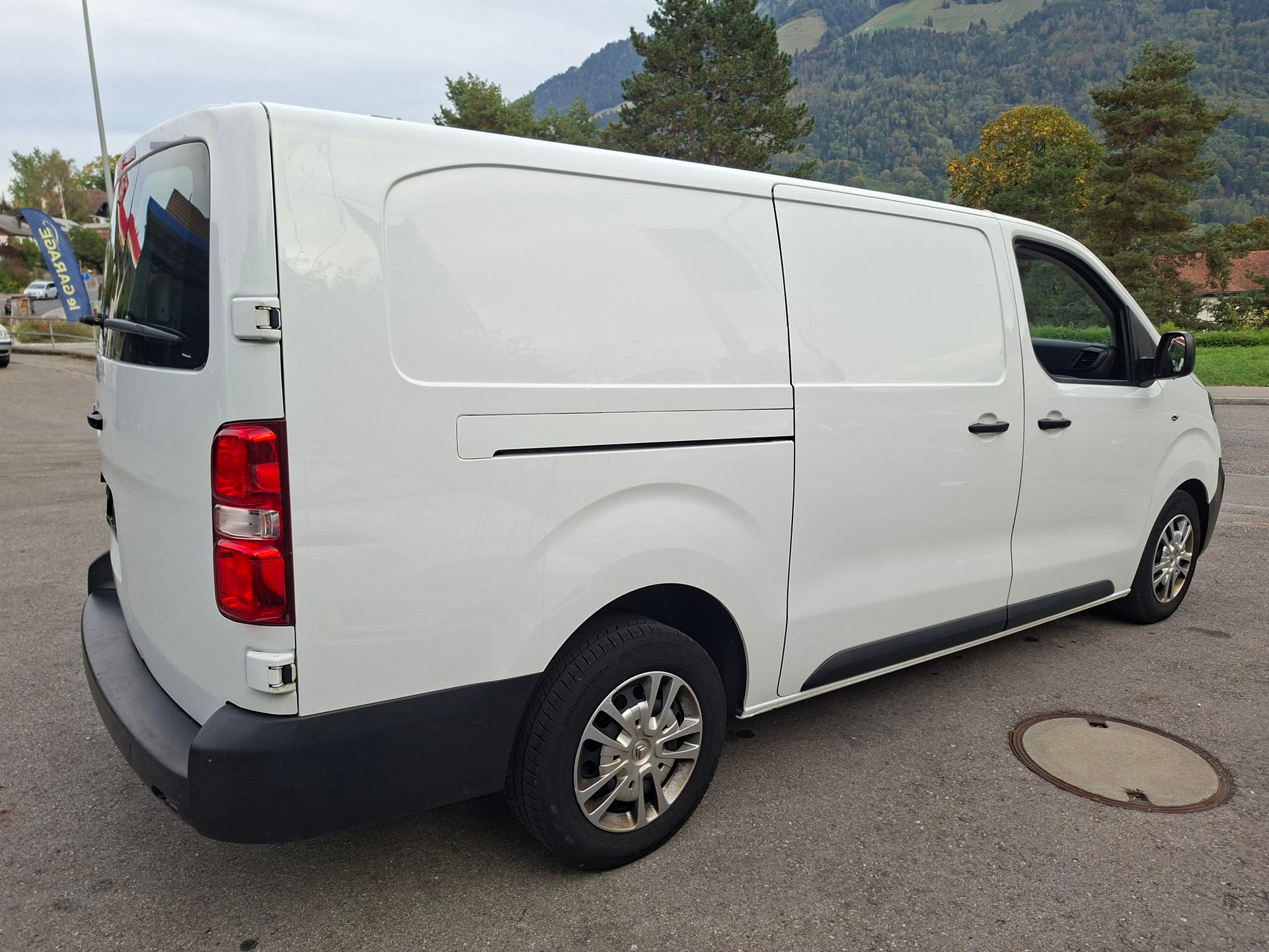 CITROEN Jumpy 2.0 BlueHDi 140 XL Club BVM6-image-4