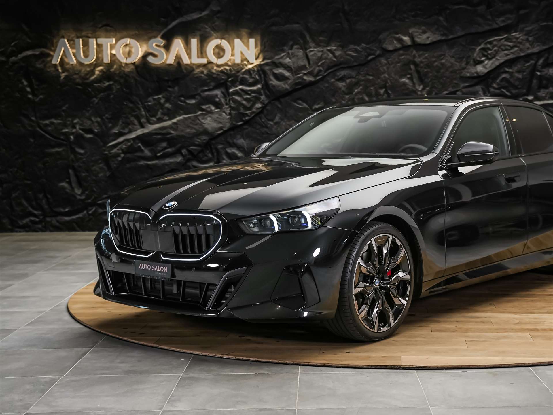 BMW 520d xDrive M Sport Pro Steptronic *Werksgarantie*Iconic Glow*Panorama*Head Up*-image-16