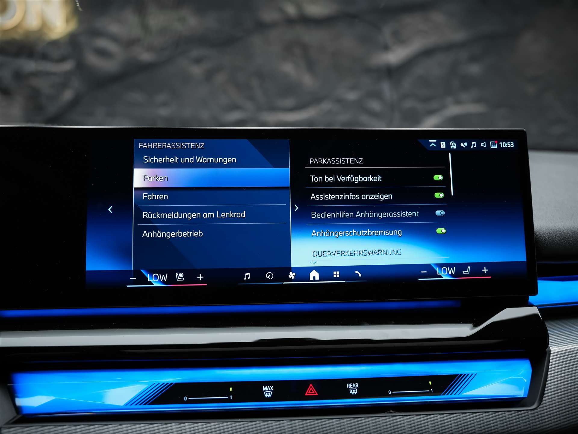 BMW 520d xDrive M Sport Pro Steptronic *Werksgarantie*Iconic Glow*Panorama*Head Up*-image-39