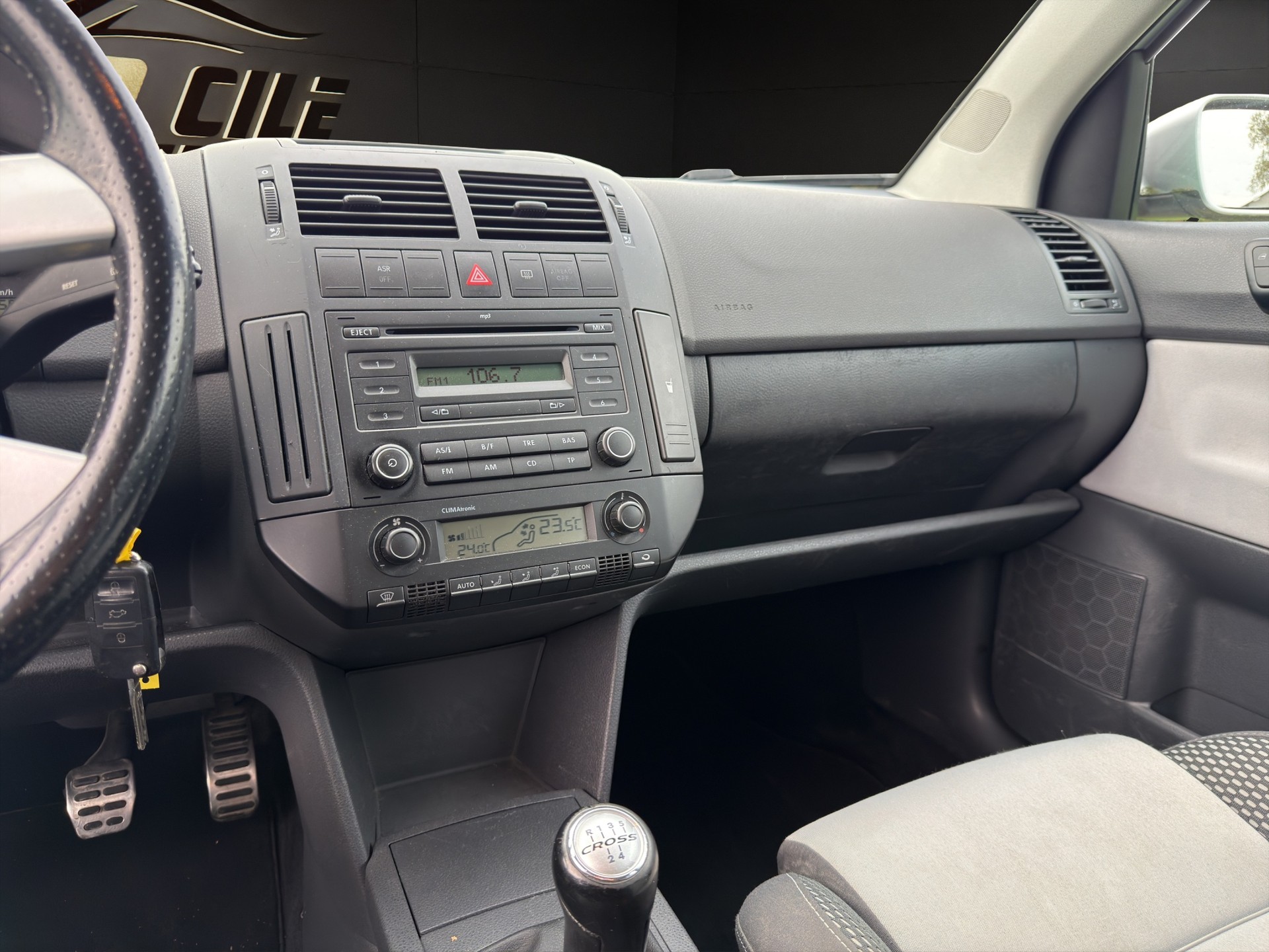 VW CrossPolo 1.6 16V Scott-image-9