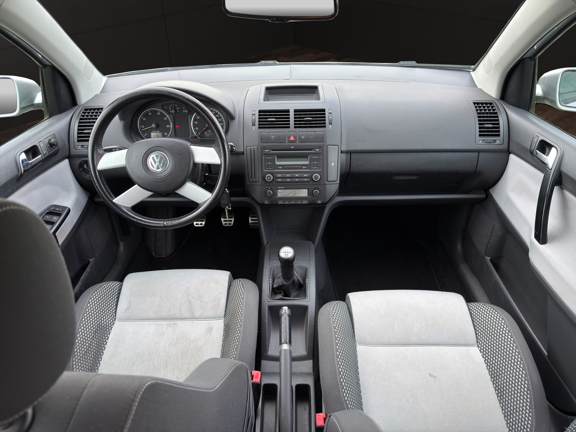 VW CrossPolo 1.6 16V Scott-image-8