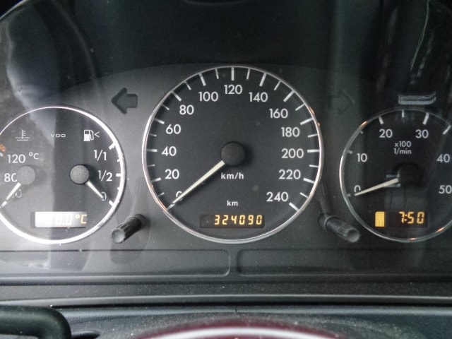 MERCEDES-BENZ ML 270 CDI Final Edition-image-11