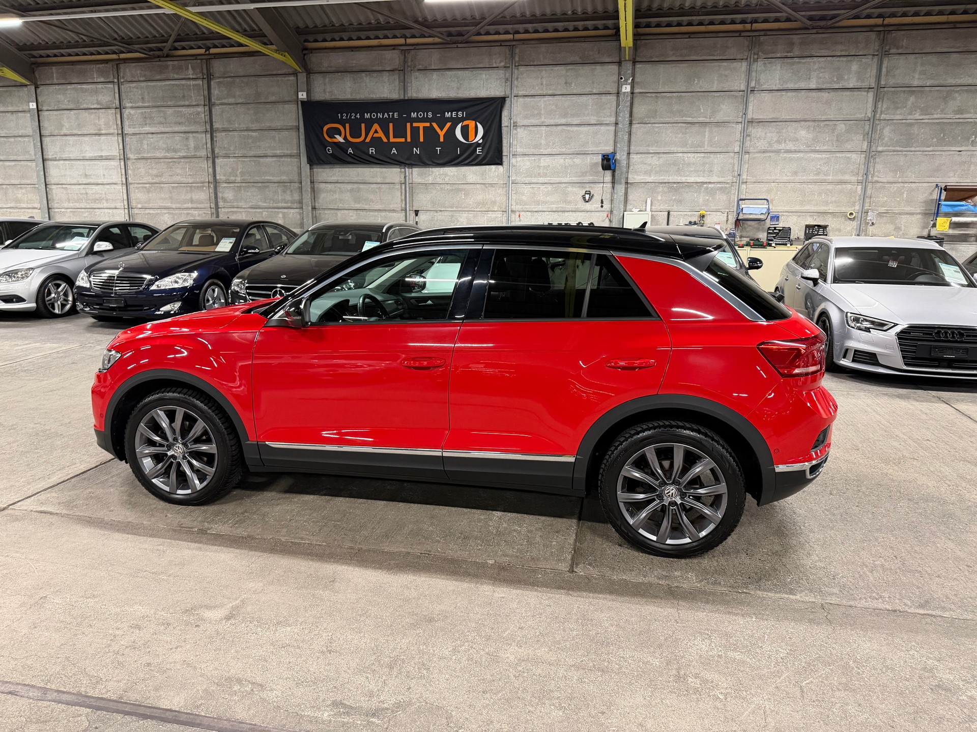 VW T-Roc 1.5 TSI EVO Advance DSG 4Motion-image-6