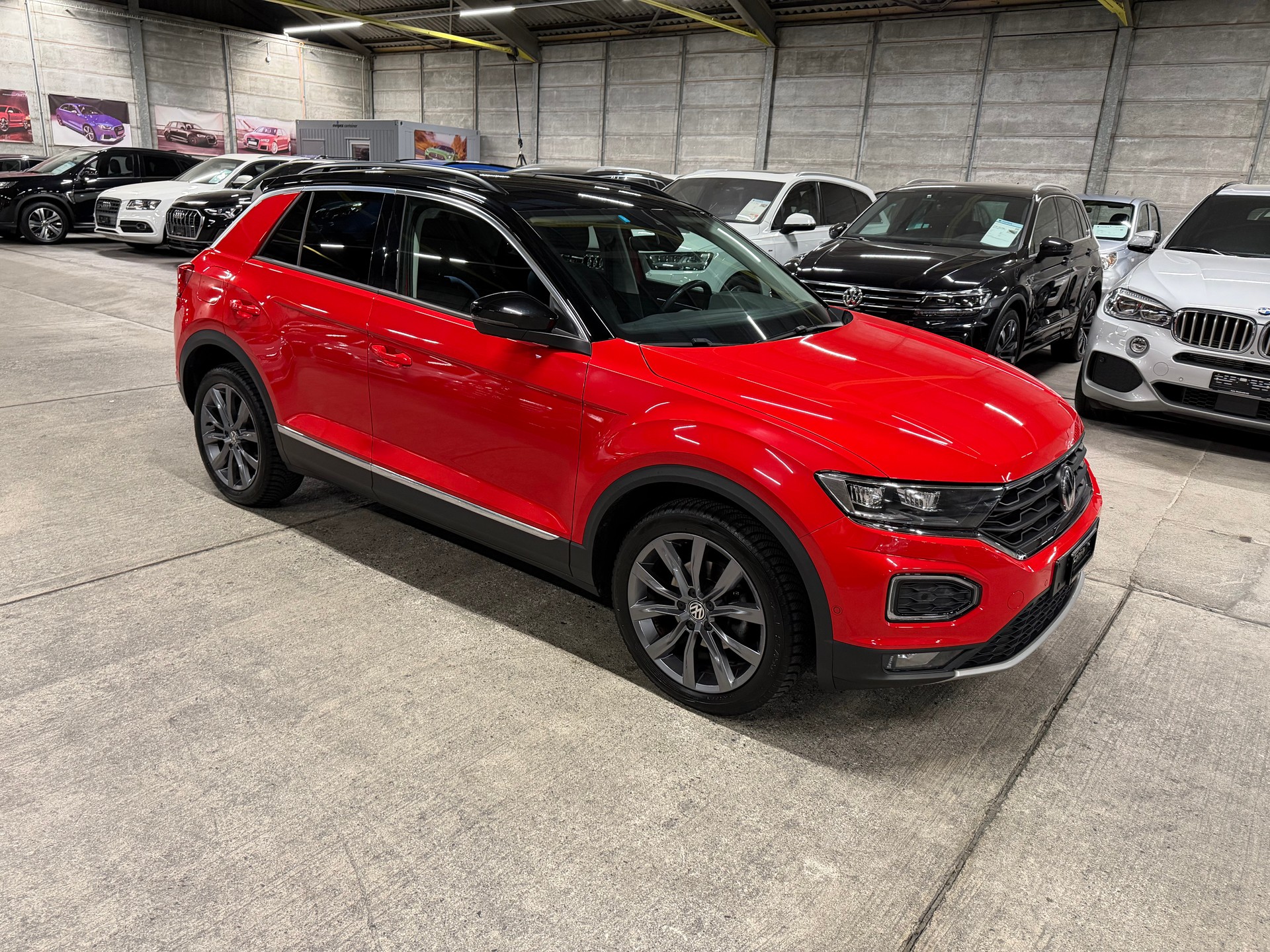 VW T-Roc 1.5 TSI EVO Advance DSG 4Motion-image-1