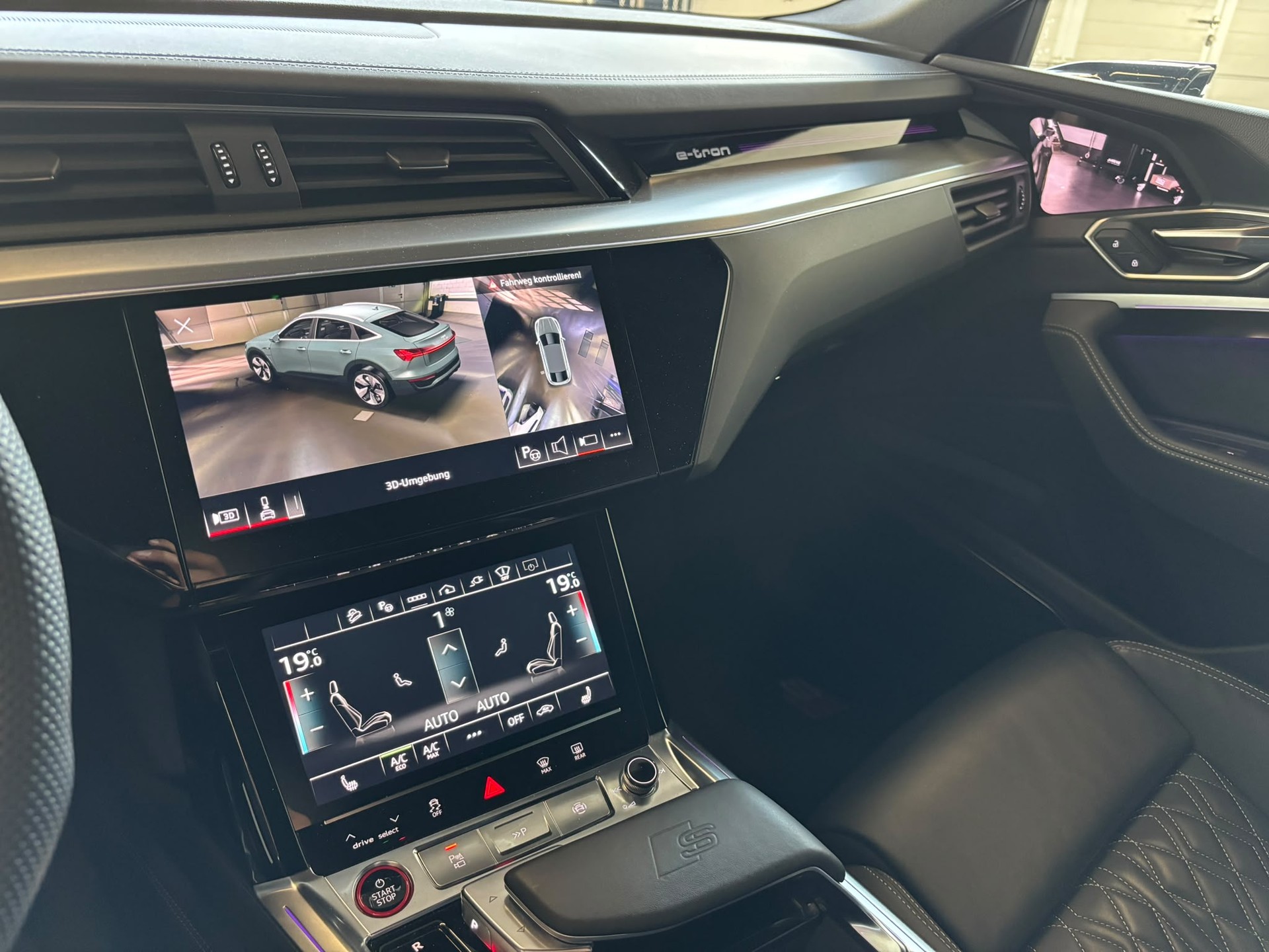 AUDI SQ8 Sportback e-tron quattro-image-7