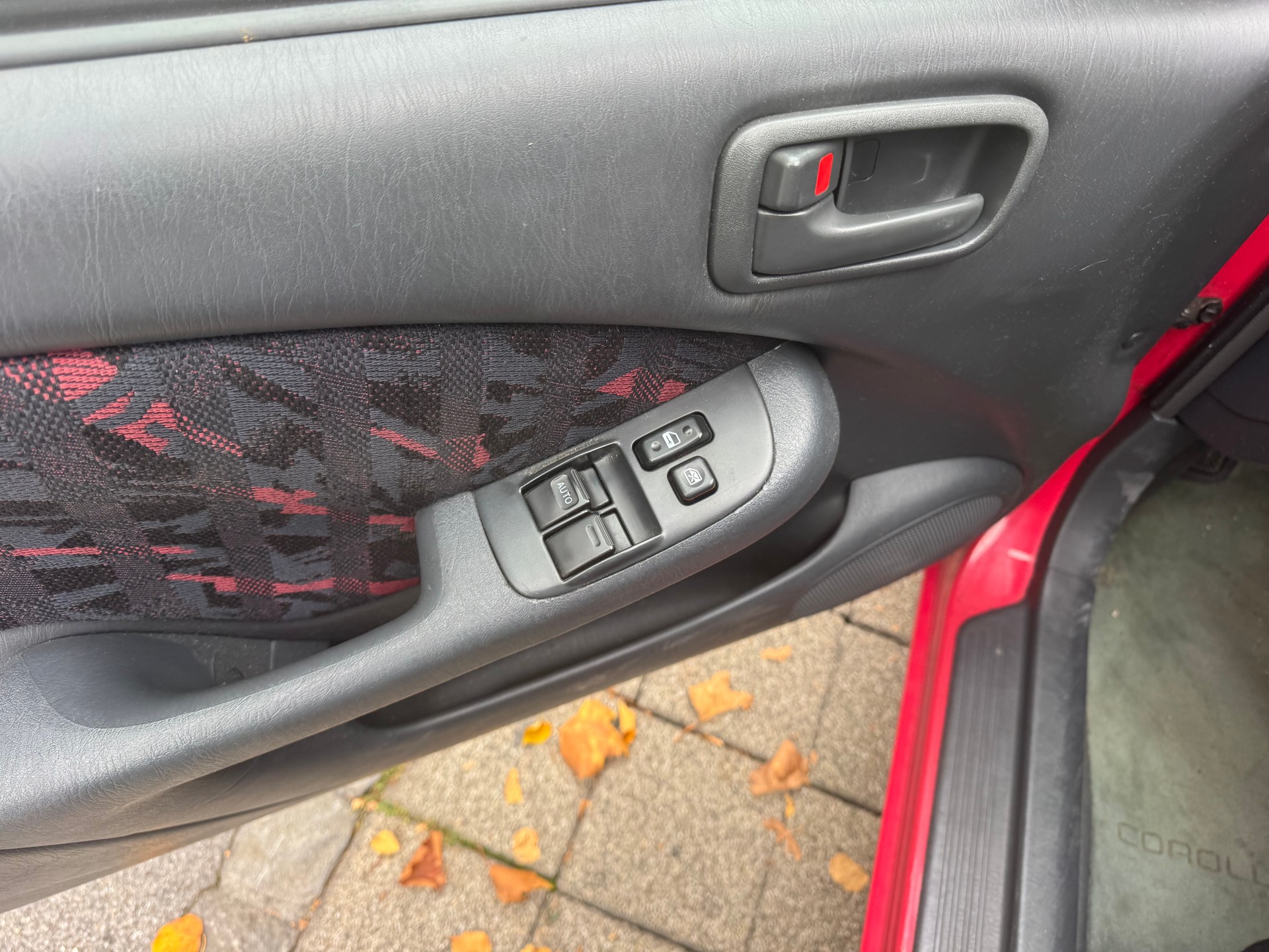 TOYOTA Corolla 1.3 G6-image-5