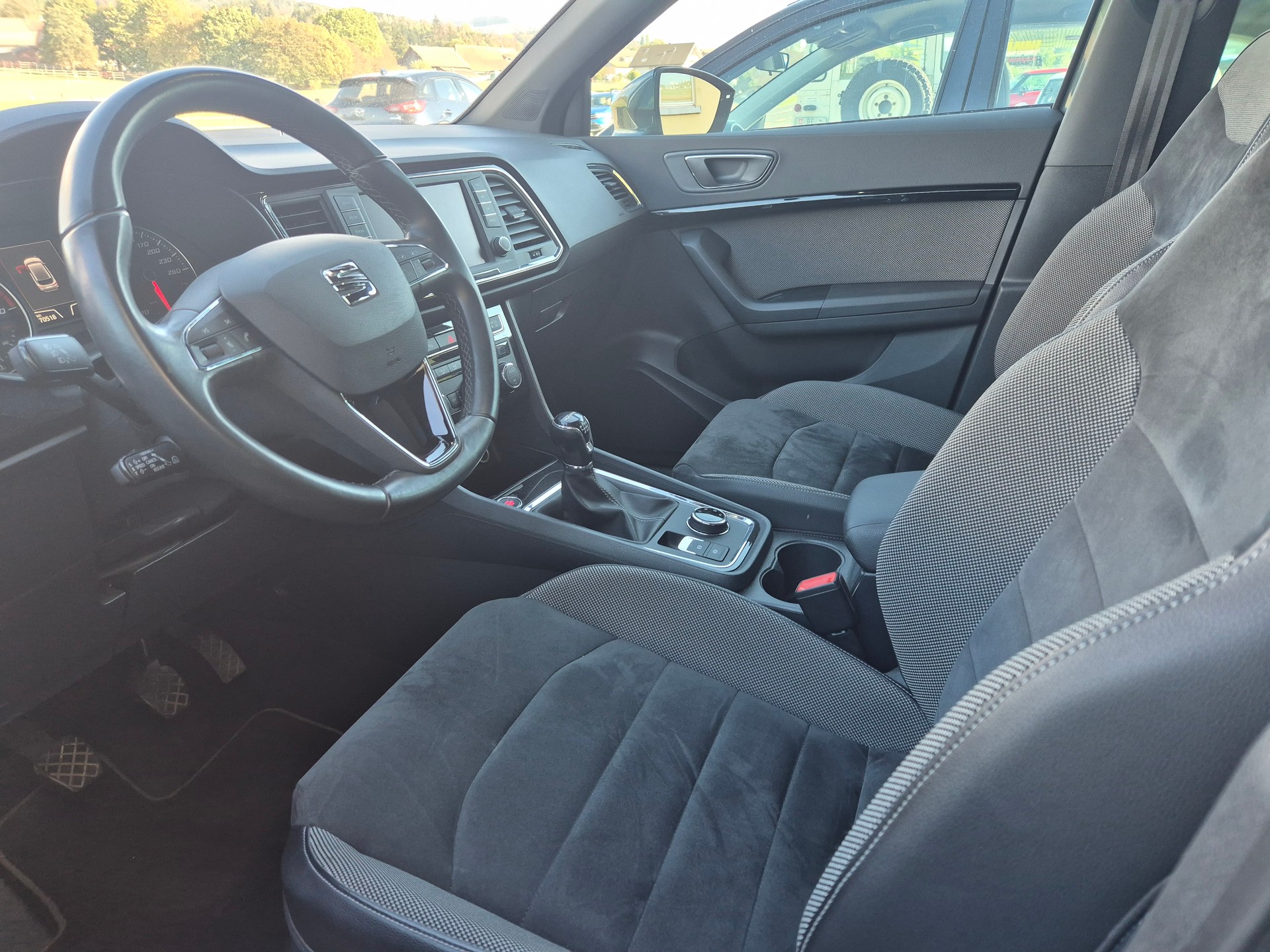SEAT Ateca 2.0 TDI CR Xcellence 4Drive-image-4