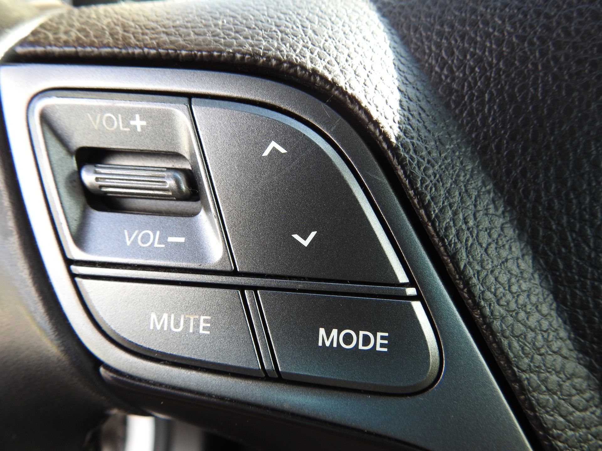 HYUNDAI Santa Fe 2.2 CRDI Premium 4WD Automatic-image-22