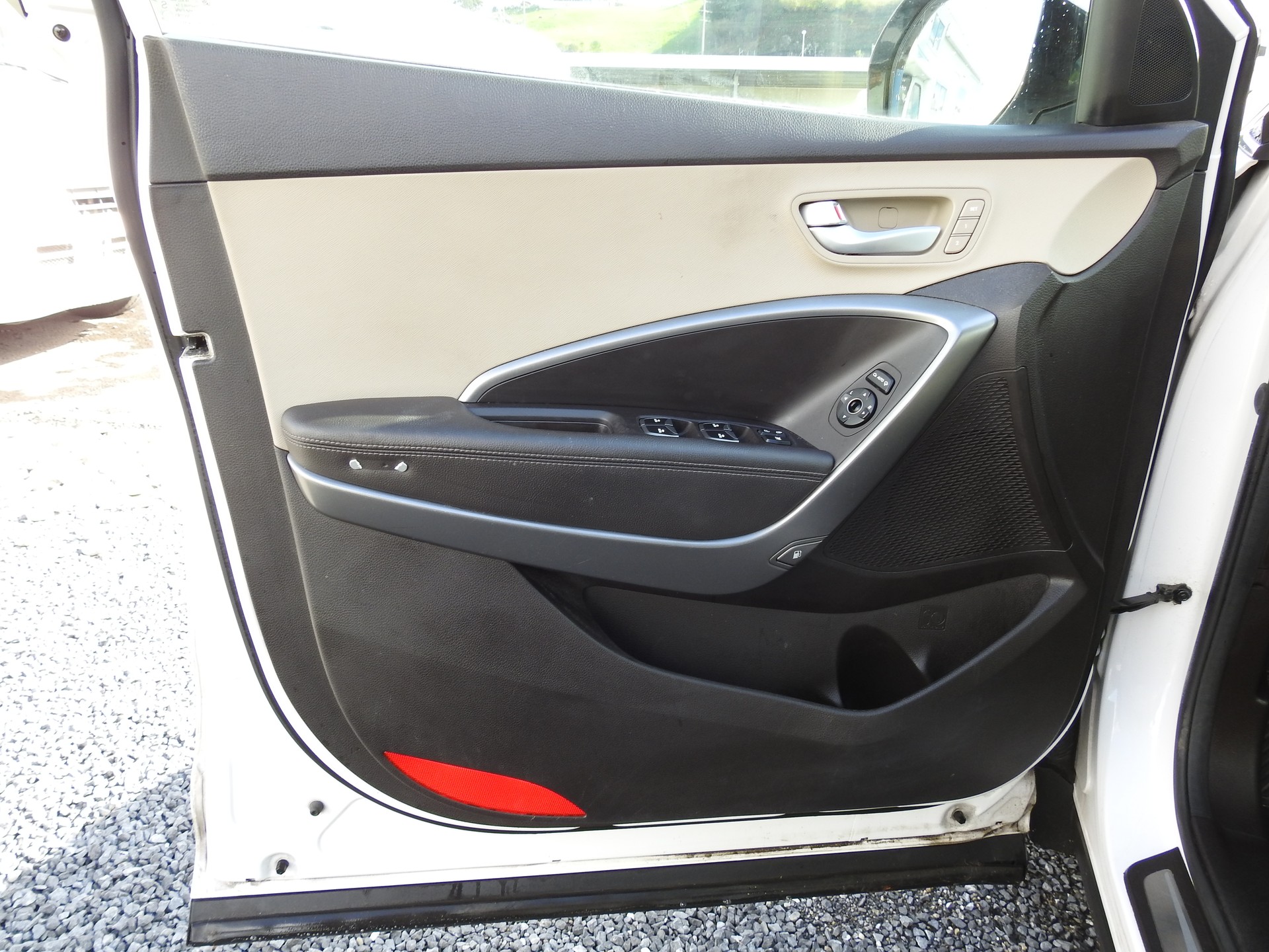 HYUNDAI Santa Fe 2.2 CRDI Premium 4WD Automatic-image-11