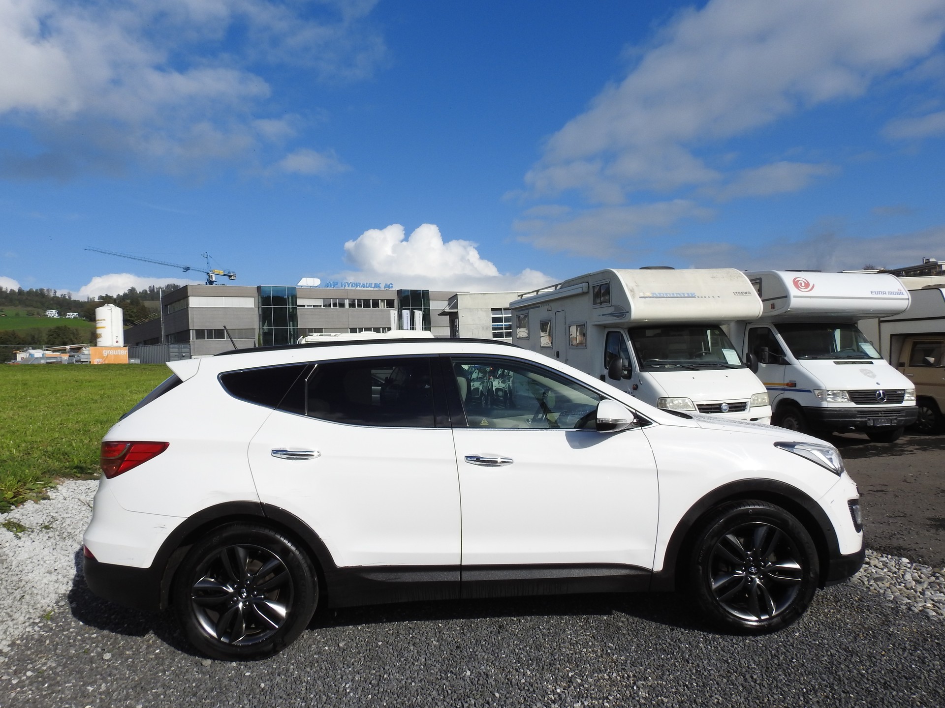 HYUNDAI Santa Fe 2.2 CRDI Premium 4WD Automatic-image-6