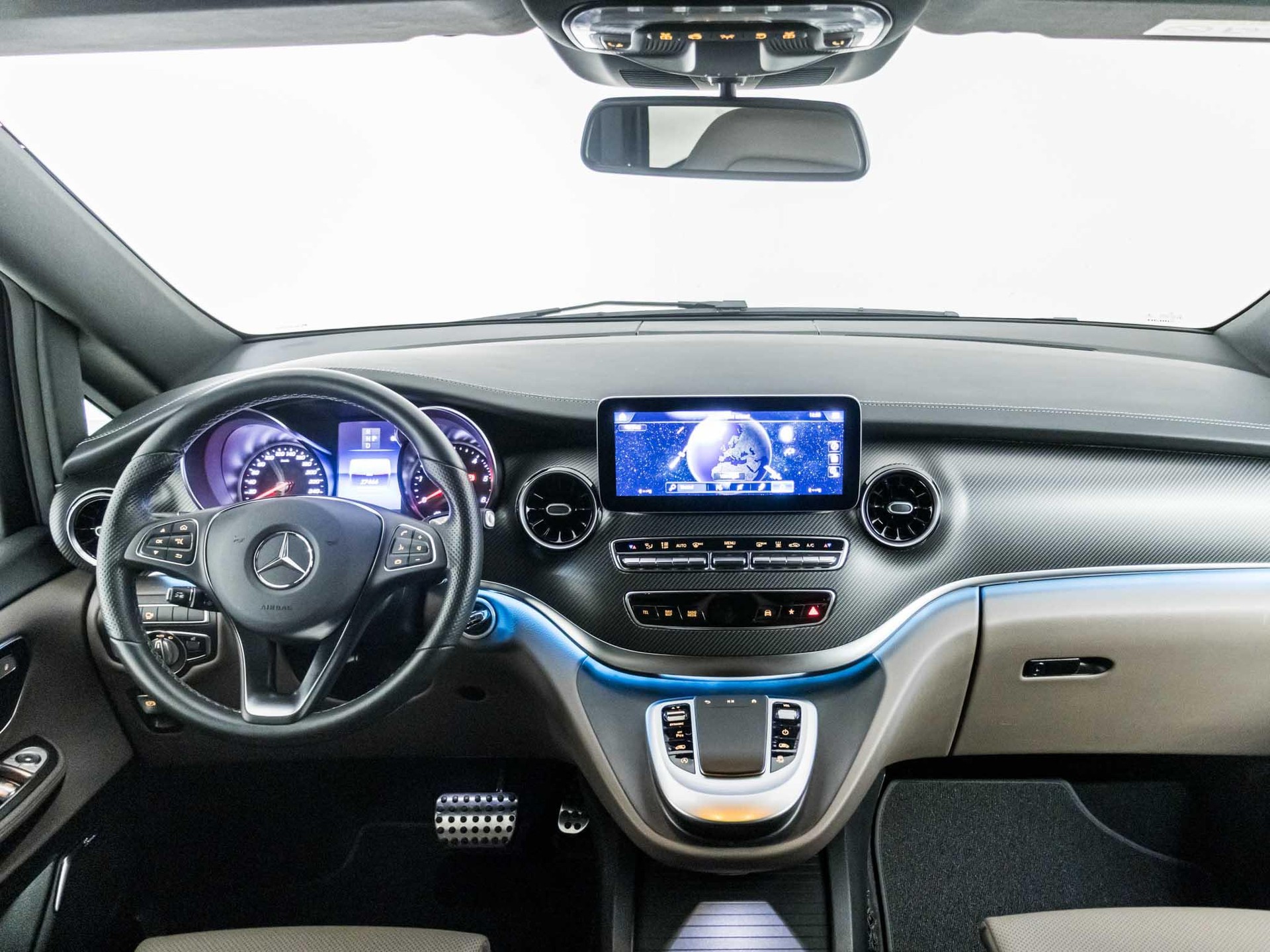 MERCEDES-BENZ V 300 d 4MATIC L-image-11