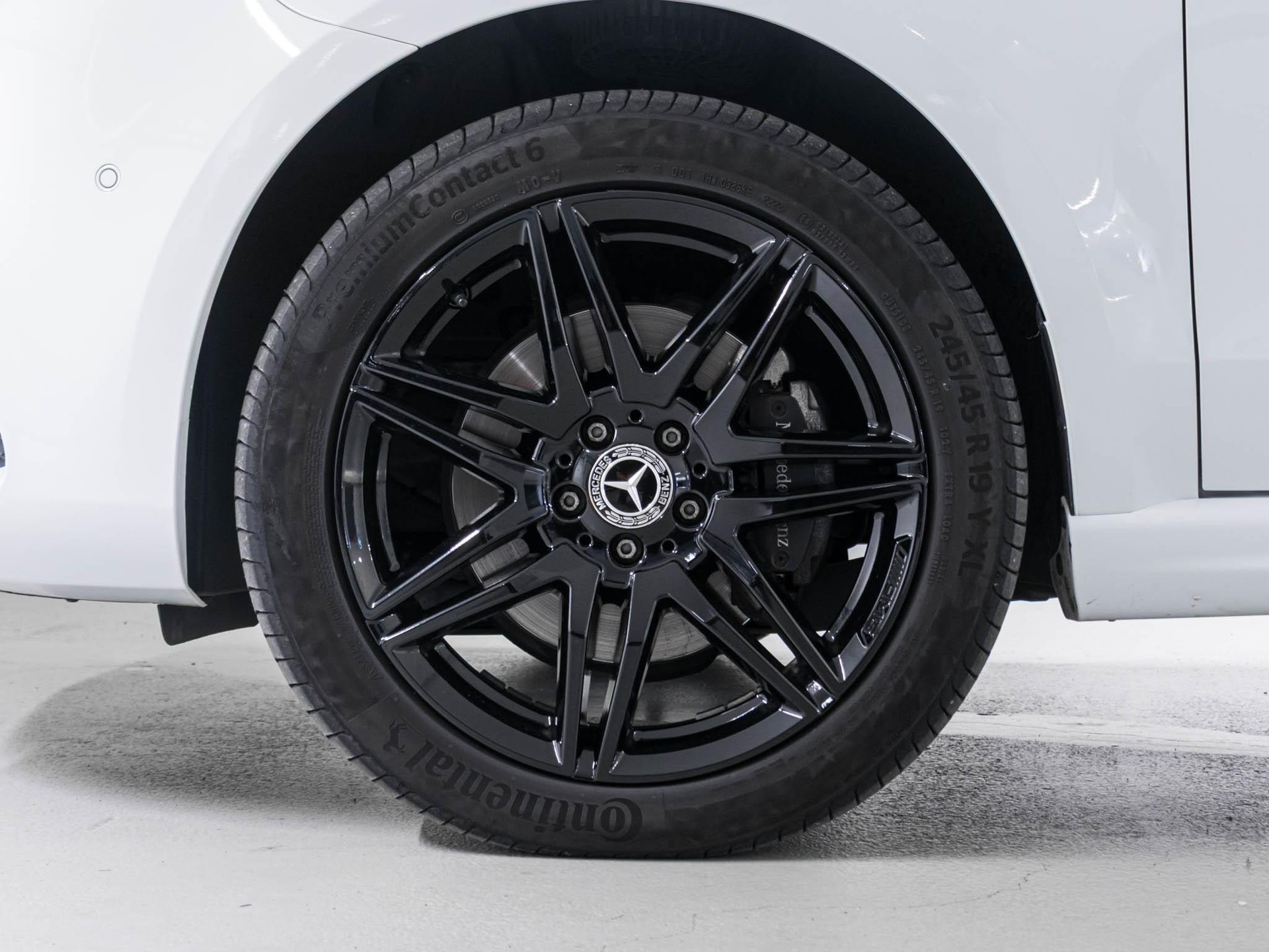 MERCEDES-BENZ V 300 d 4MATIC L-image-14