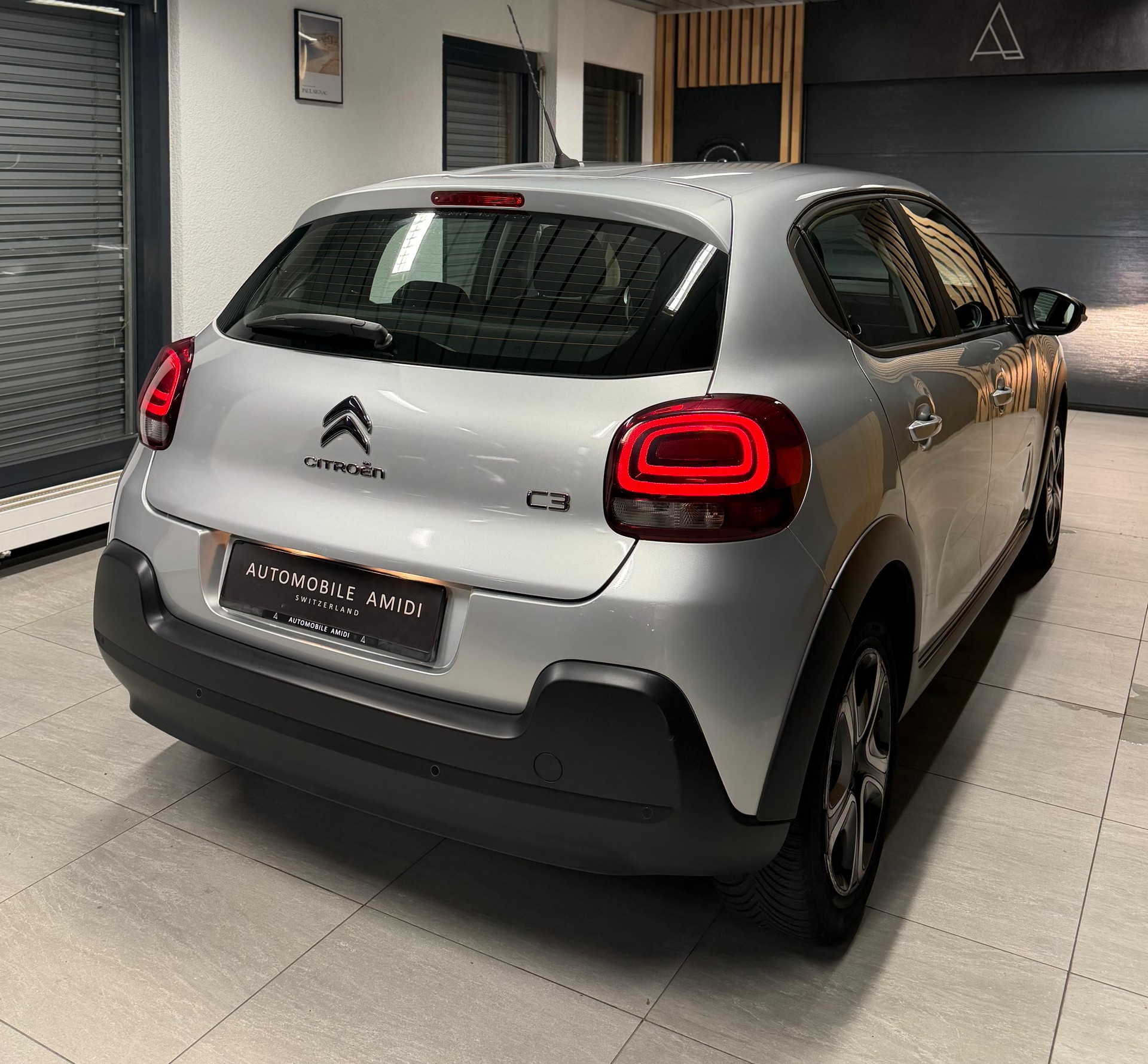 CITROEN C3 1.2i PureTech Feel, frisch ab MFK!-image-4