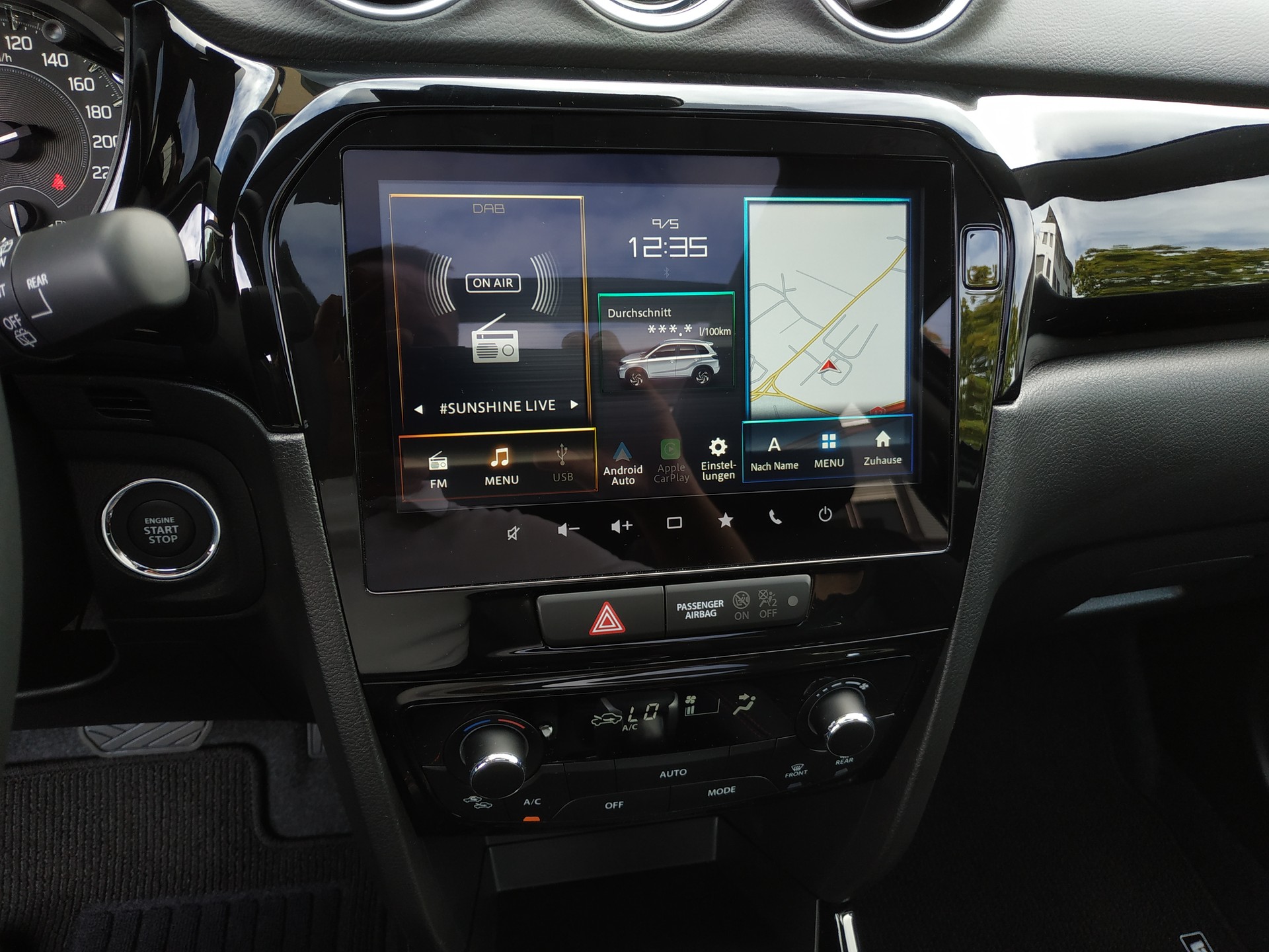 SUZUKI Vitara 1.4 Boosterjet Black Edition Top 4x4 Hybrid Automatic-image-19