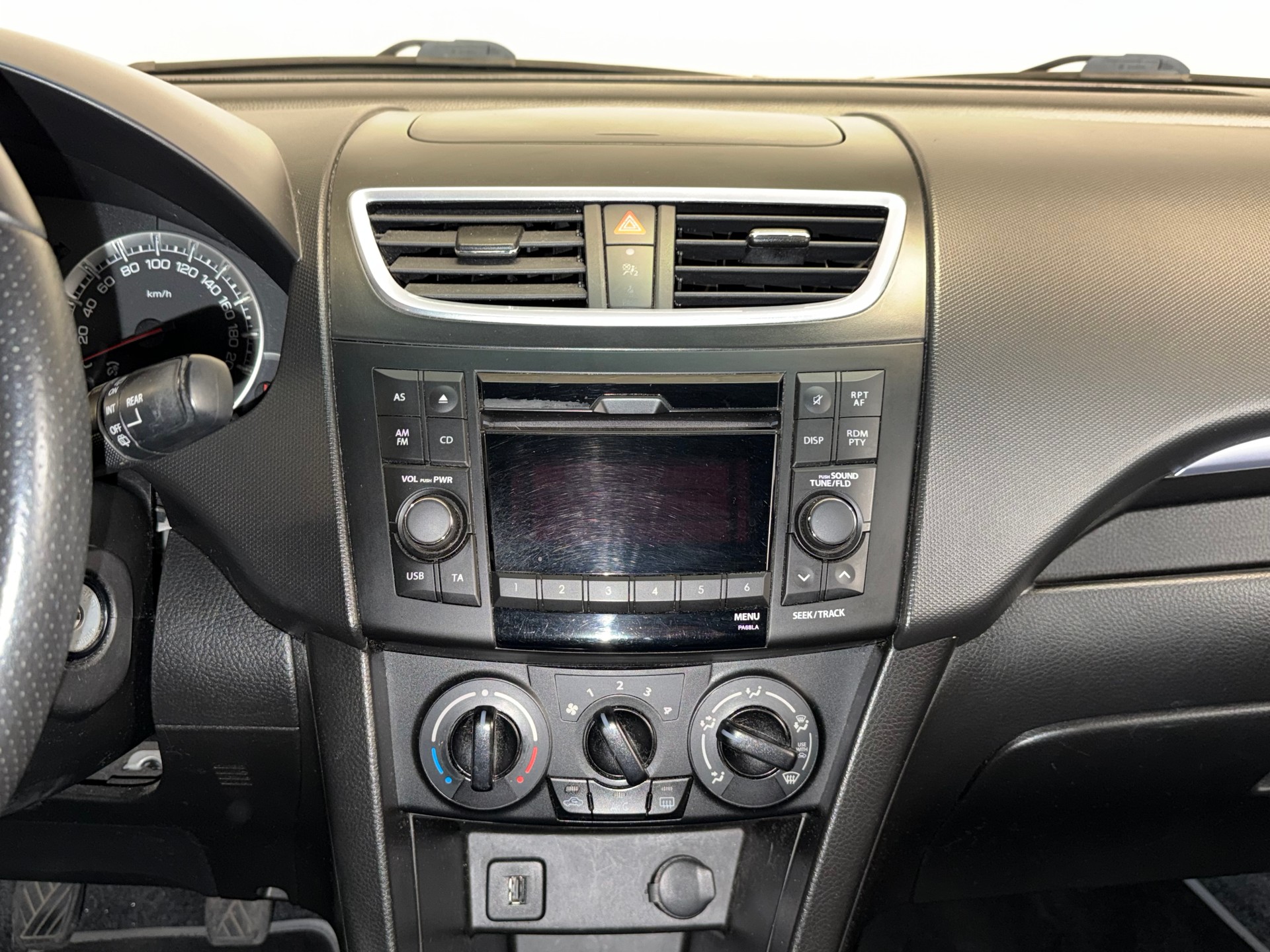 SUZUKI Swift 1.2i 16V PizSulai Top 4x4-image-14