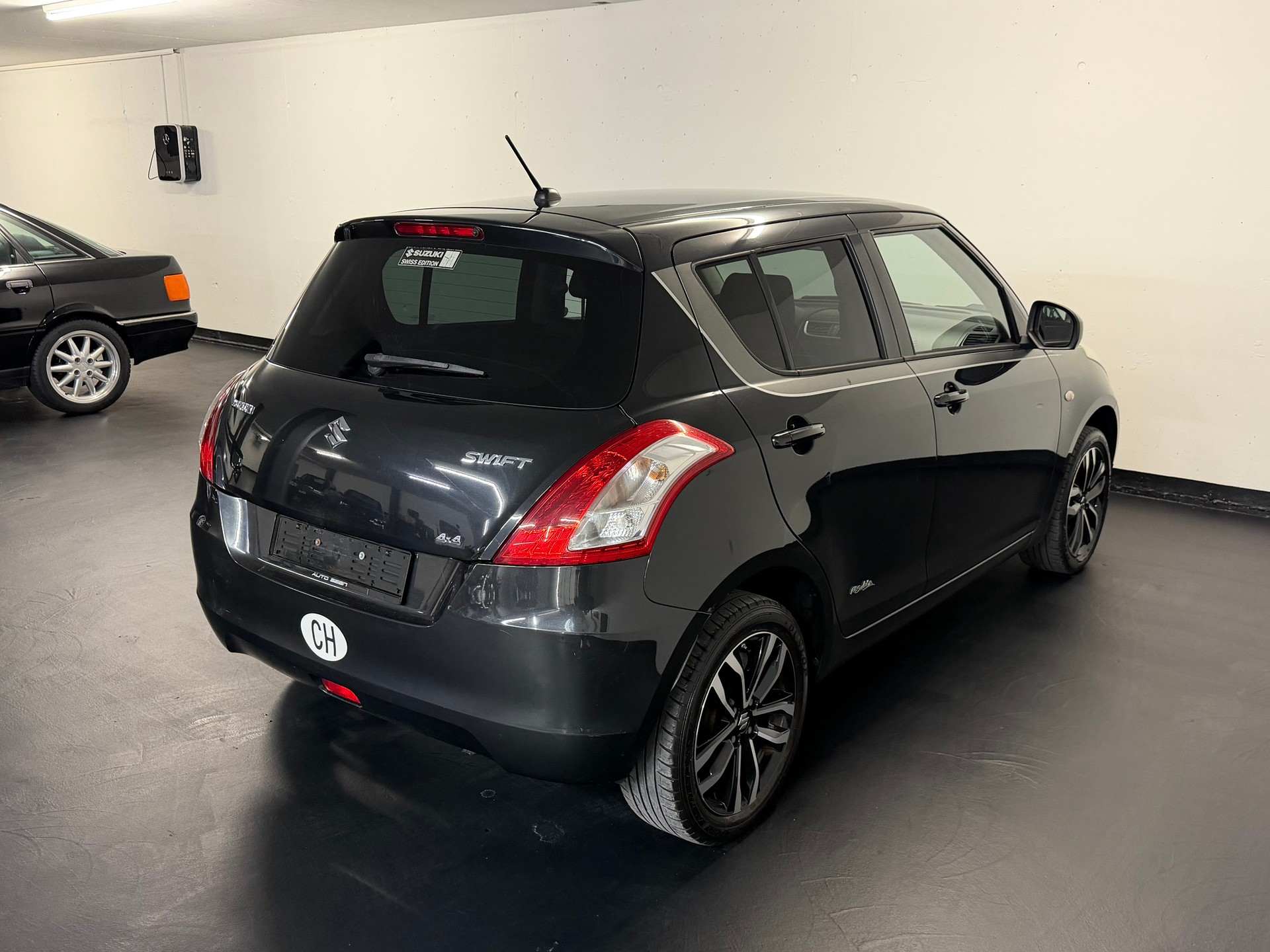 SUZUKI Swift 1.2i 16V PizSulai Top 4x4-image-5