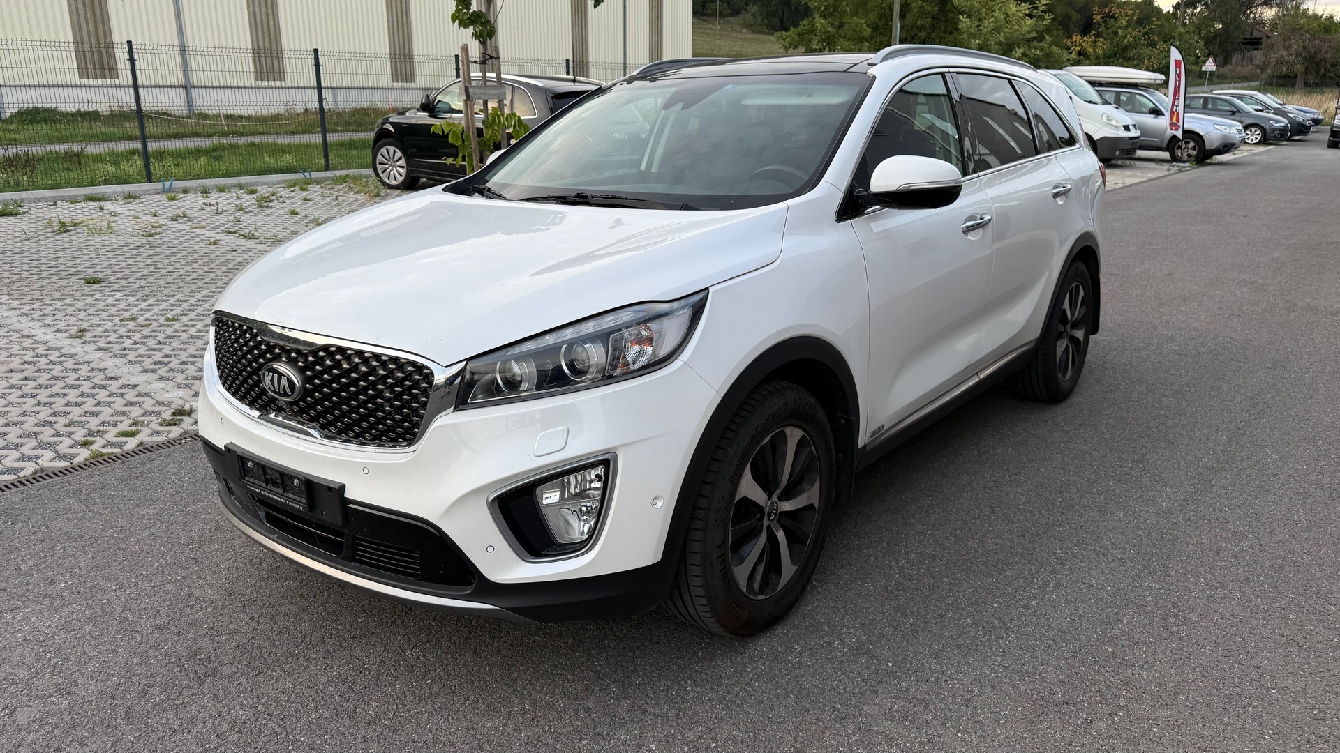 KIA Sorento 2.2 CRDI Style 7P. Automatic-image-0