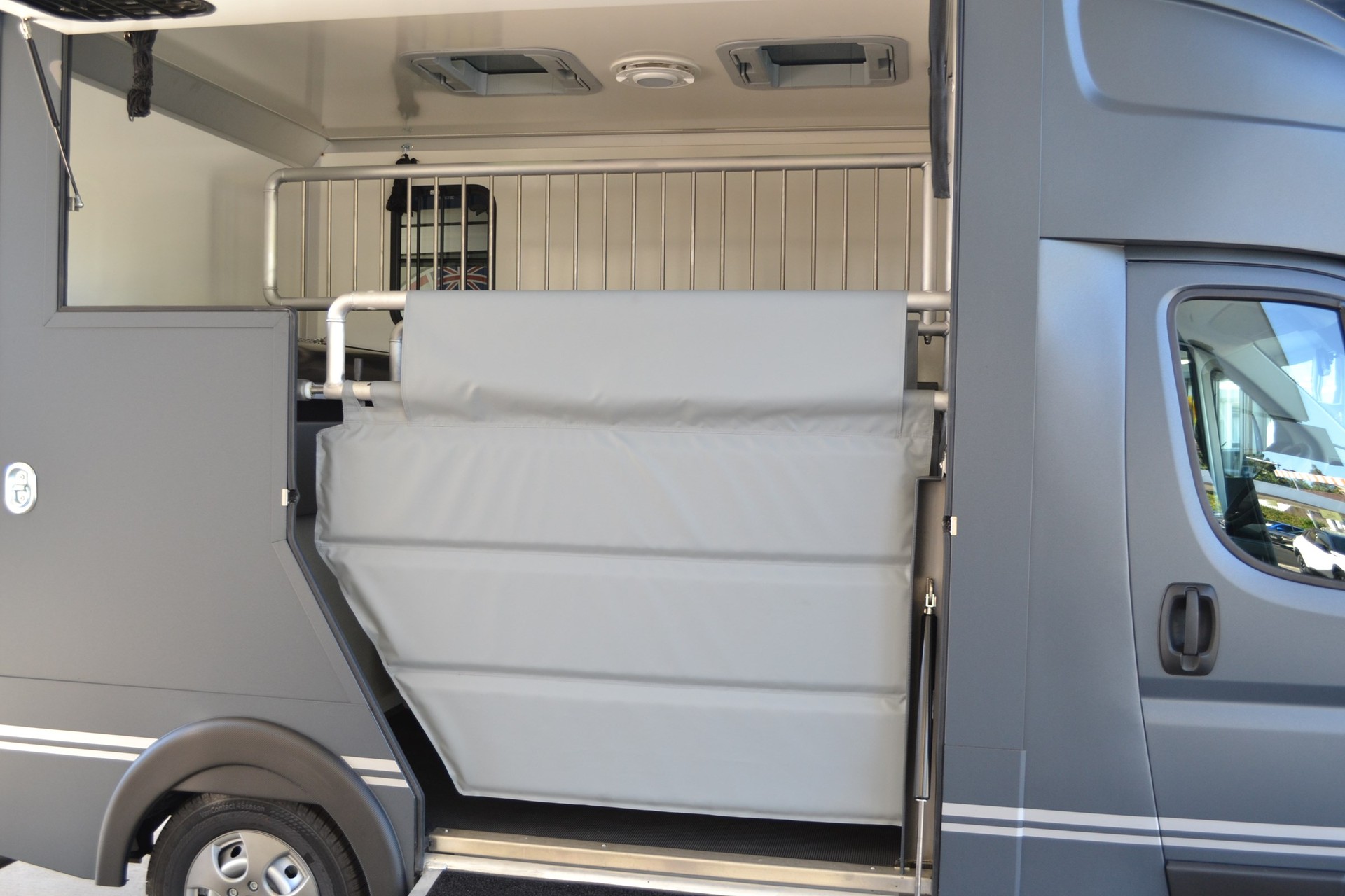 PEUGEOT Boxer 2.2 HDI 335 Pro L2-showroom-element-3