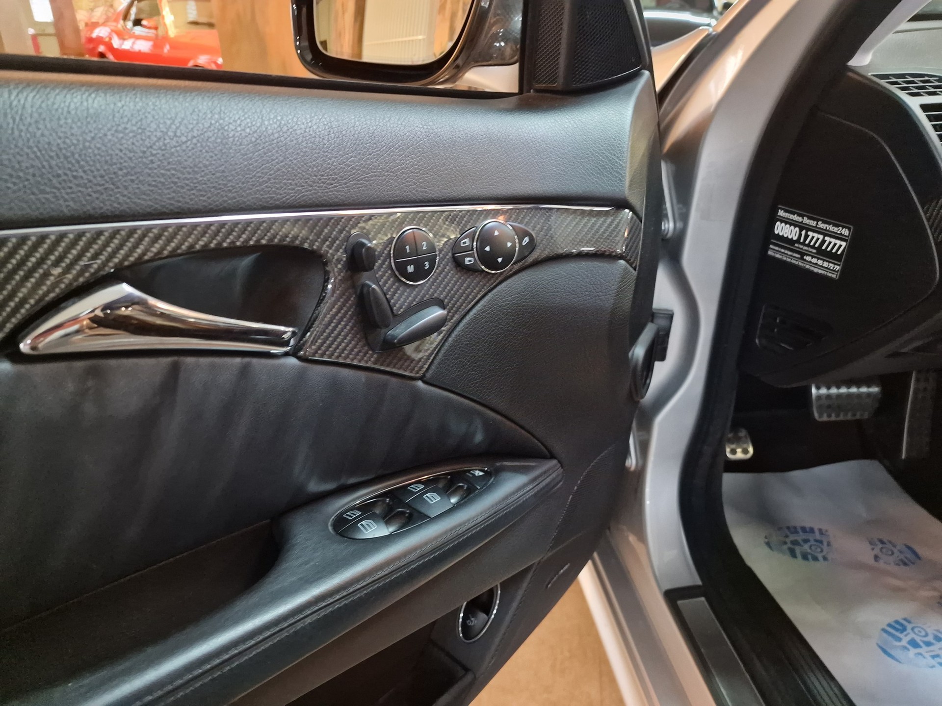 MERCEDES-BENZ E 63 AMG Avantgarde 7G-Tronic-image-9