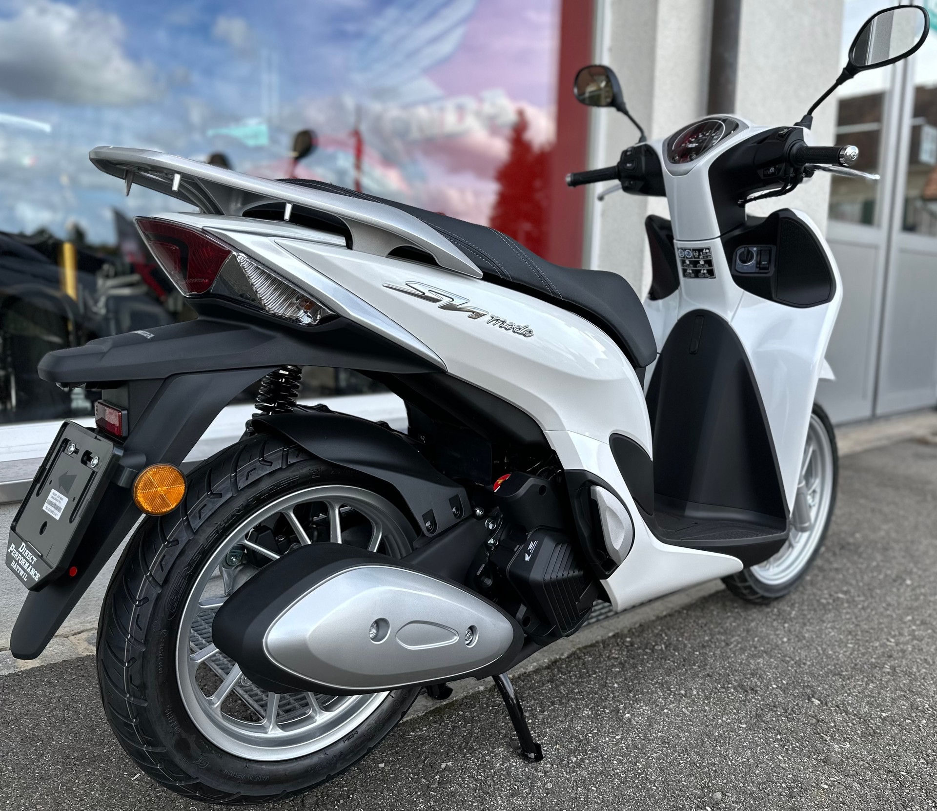 HONDA SH 125 Mode-showroom-element-3