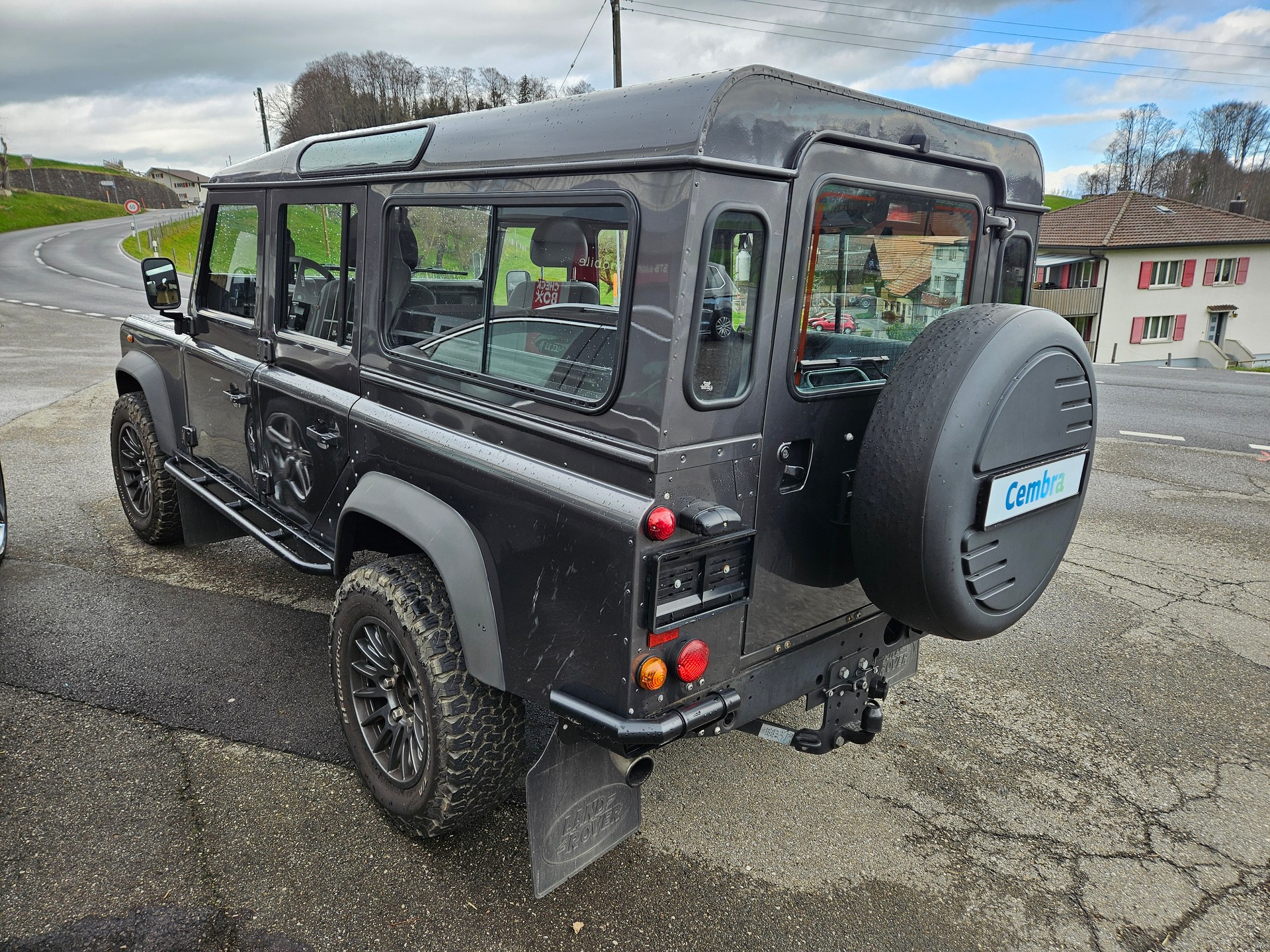 LAND ROVER Defender 110 SW 2.5 Td5-image-2