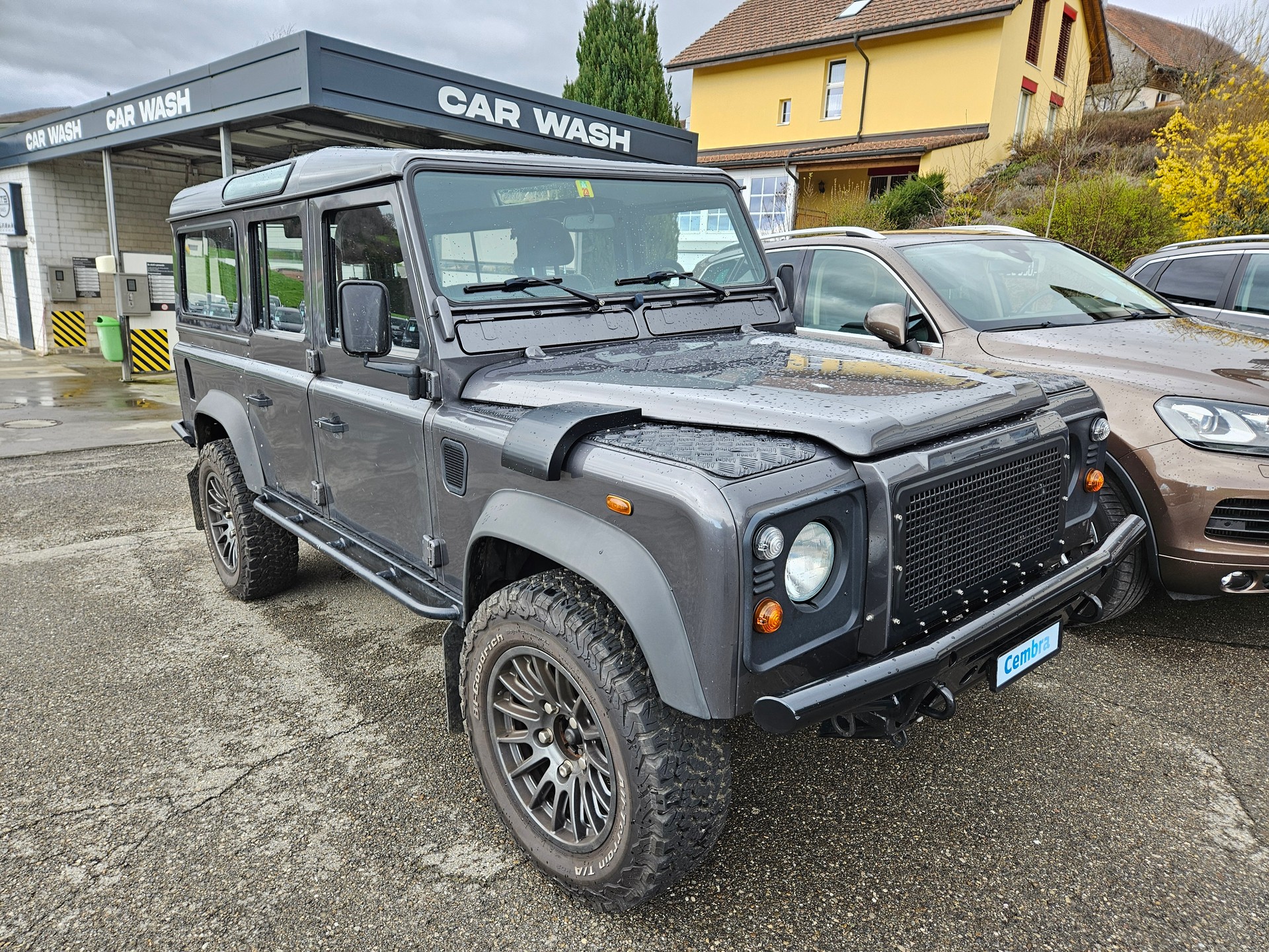 LAND ROVER Defender 110 SW 2.5 Td5-image-0