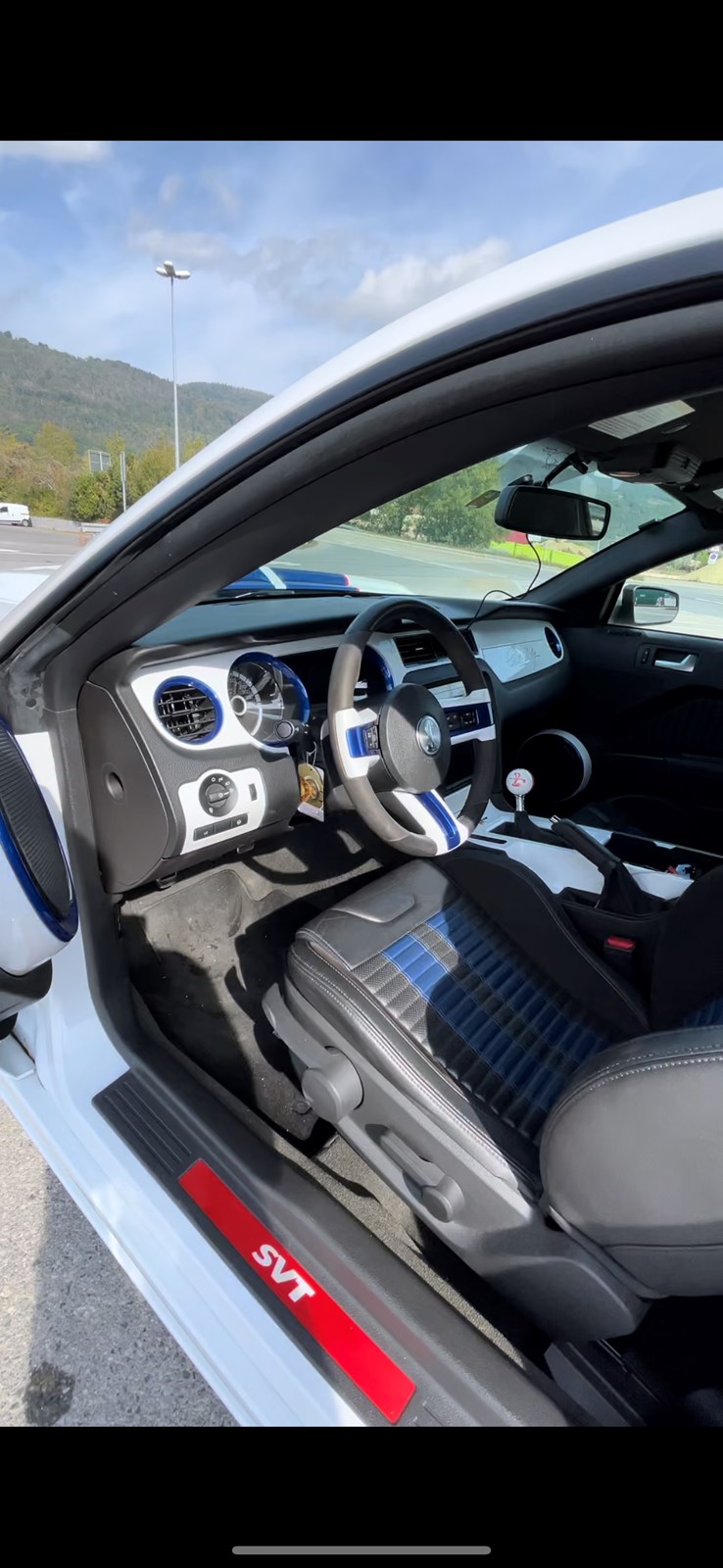 FORD MUSTANG Shelby GT500-image-5