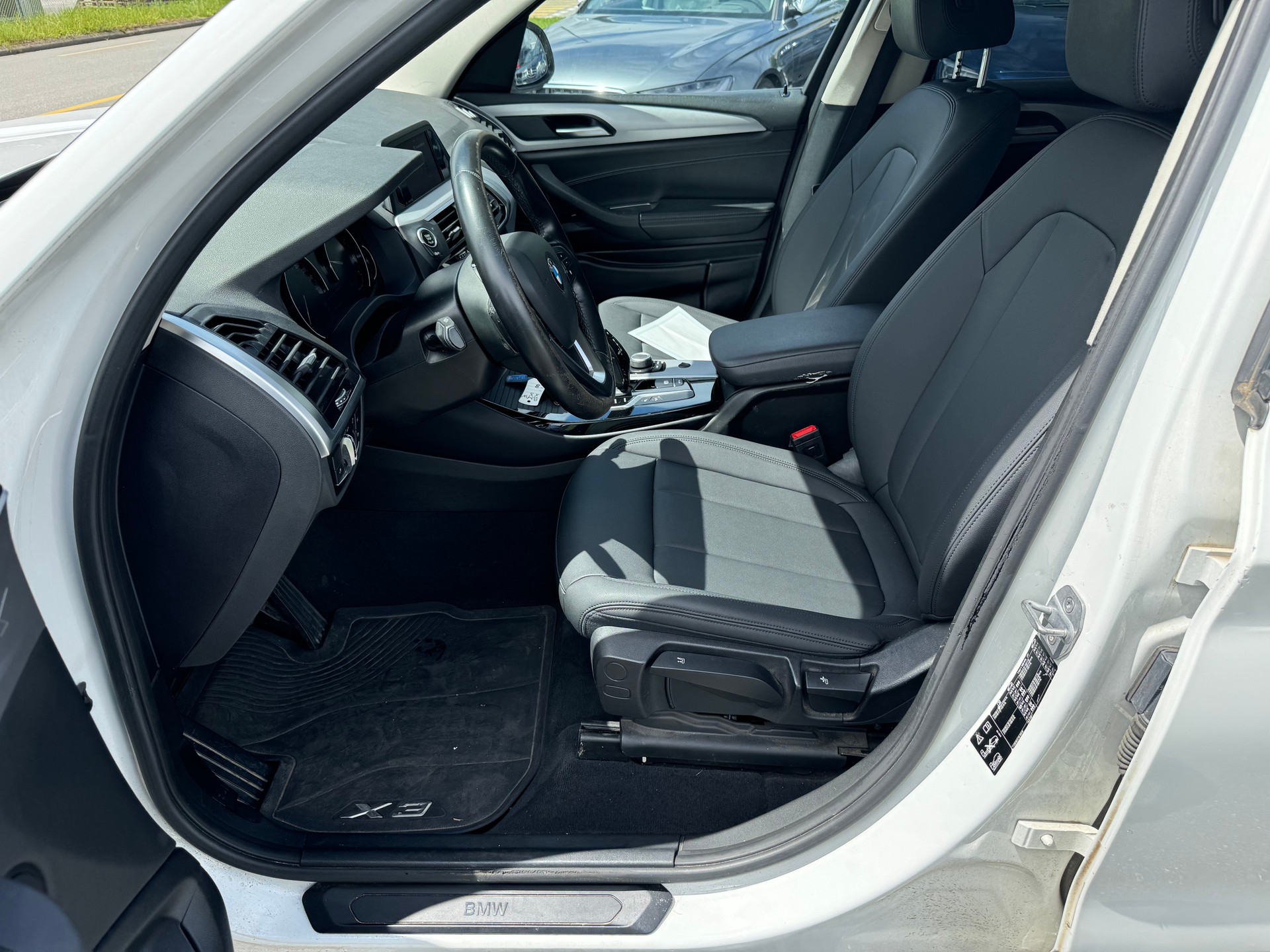 BMW X3 xDrive 30i Steptronic-image-6
