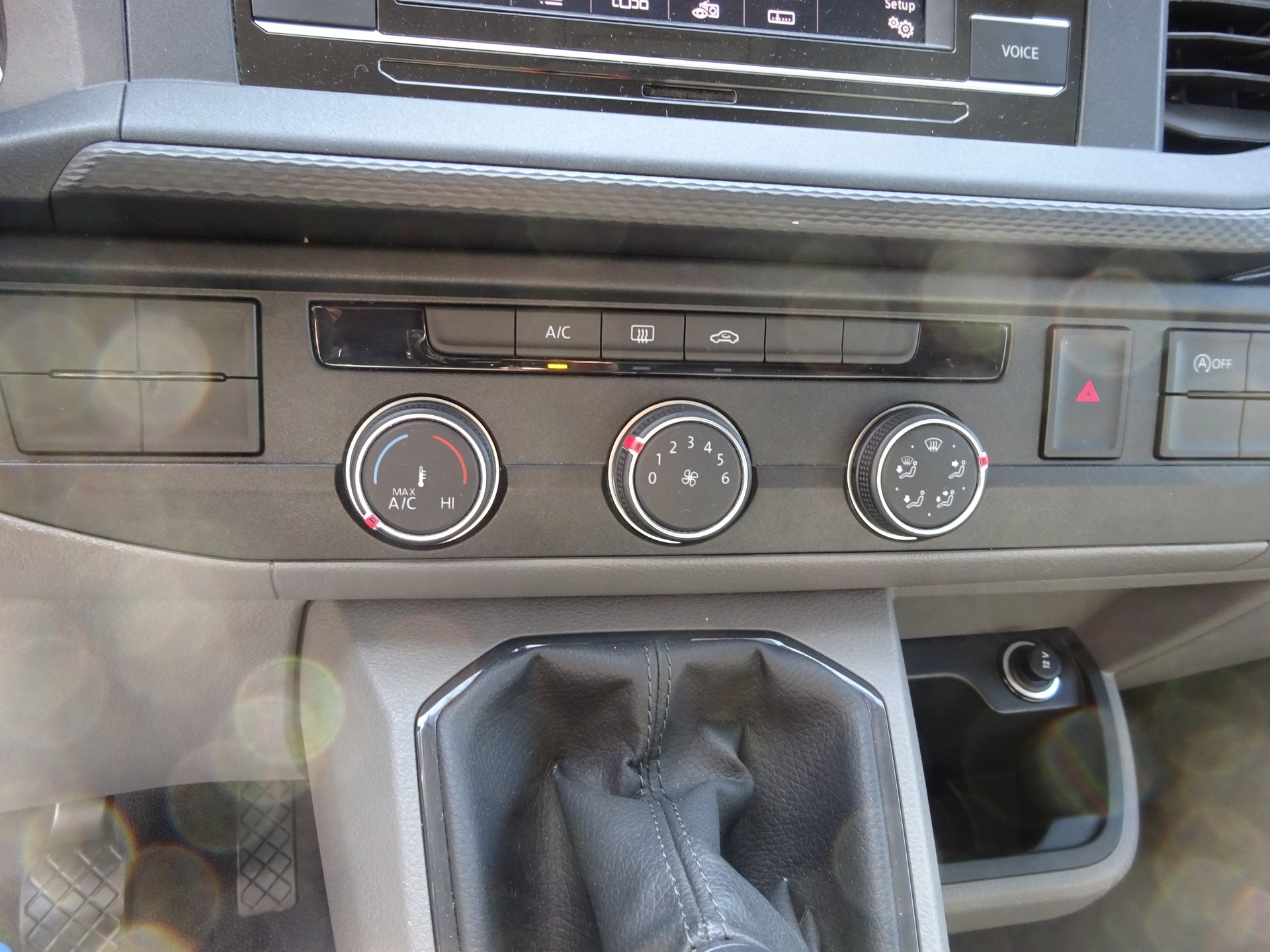 VW T6.1 2.0 TDI-image-13