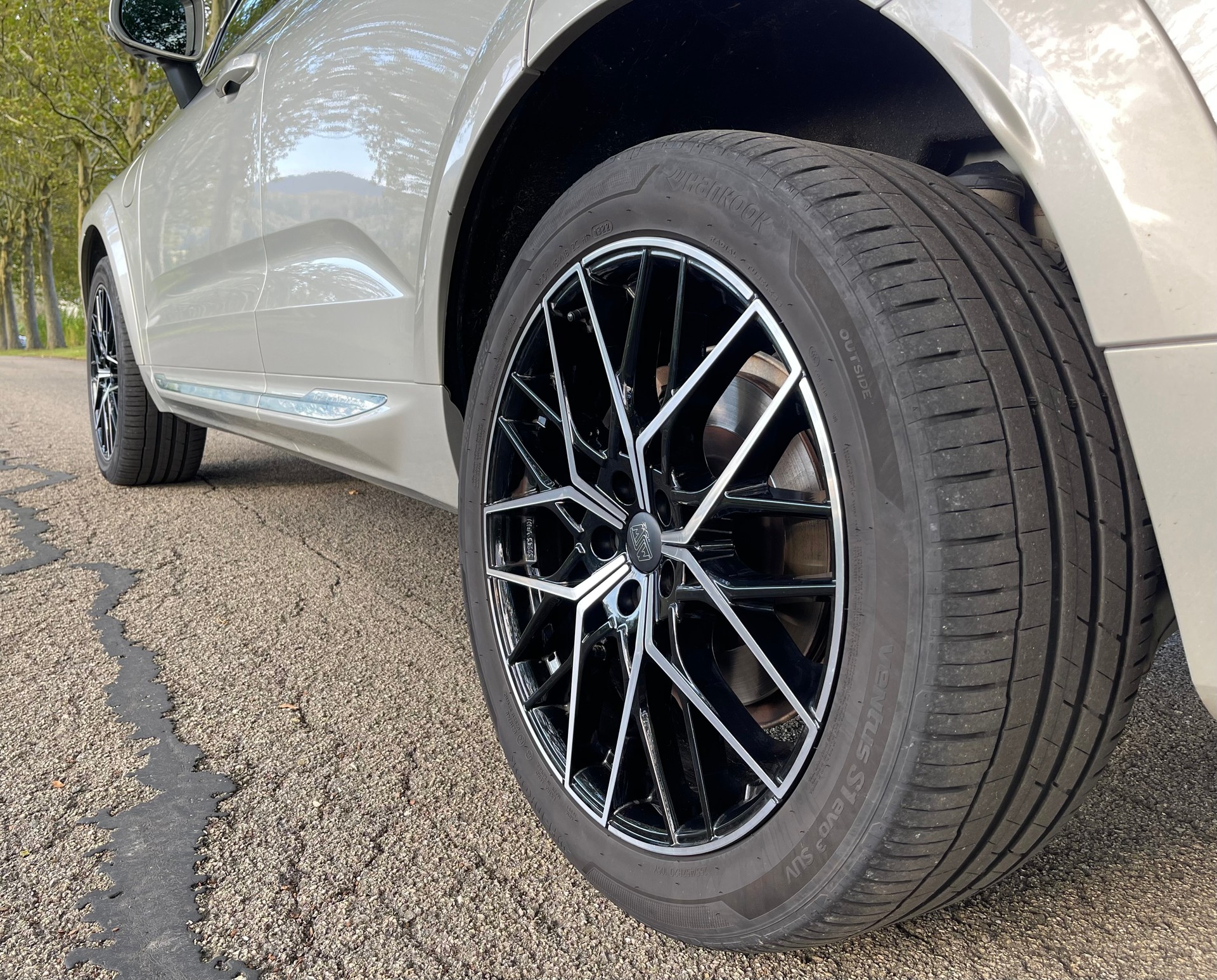 VOLVO T8 eAWD Inscription-image-4