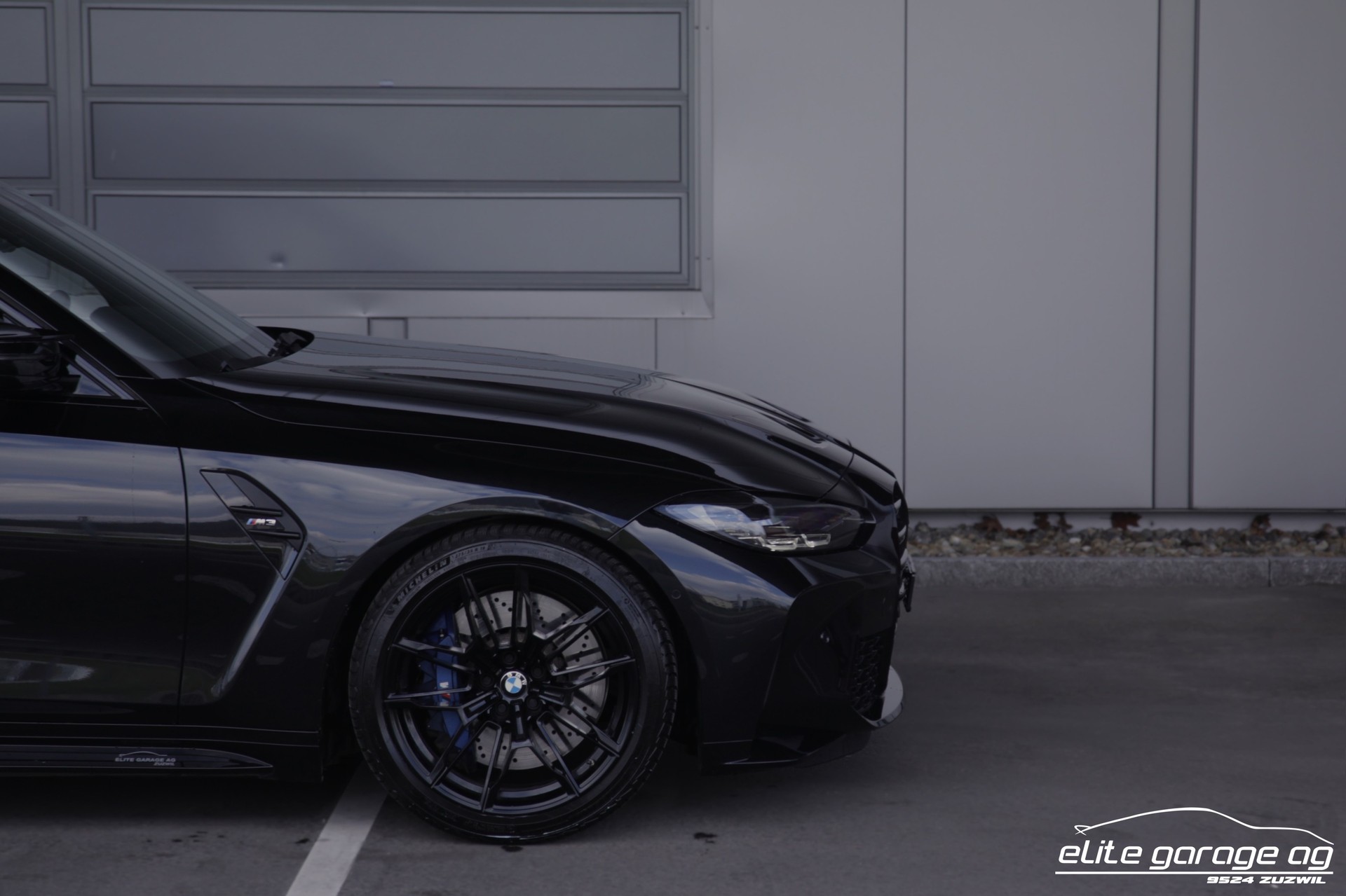 BMW M3 HANDSCHALTER ALL BLACK-image-9