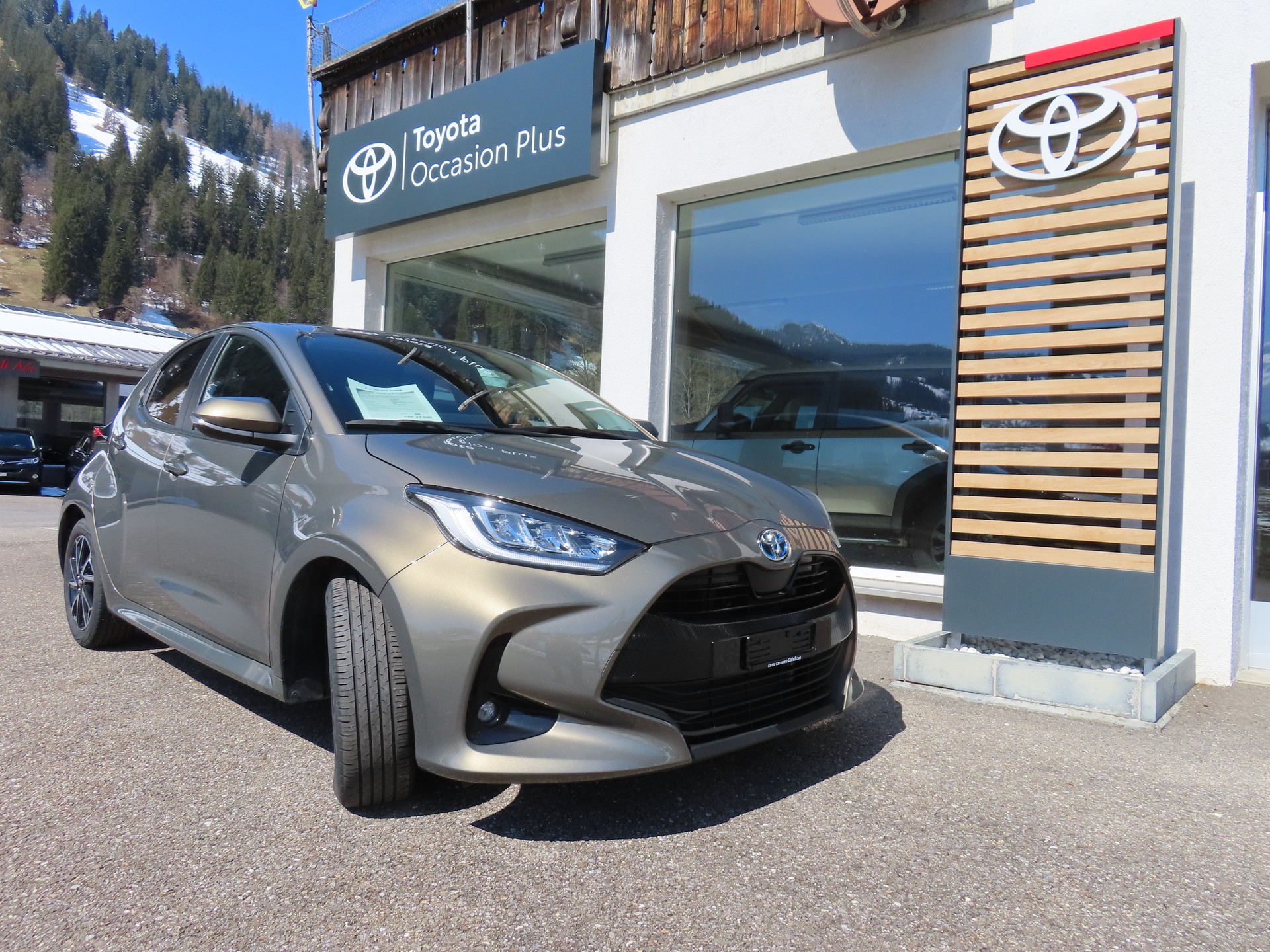 TOYOTA Yaris 1.5 Trend e-CVT