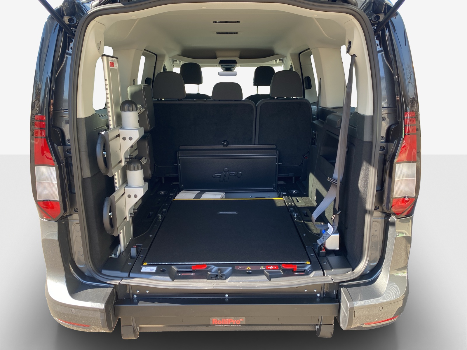 VW Caddy Maxi 2.0 TDI Liberty DSG-image-12