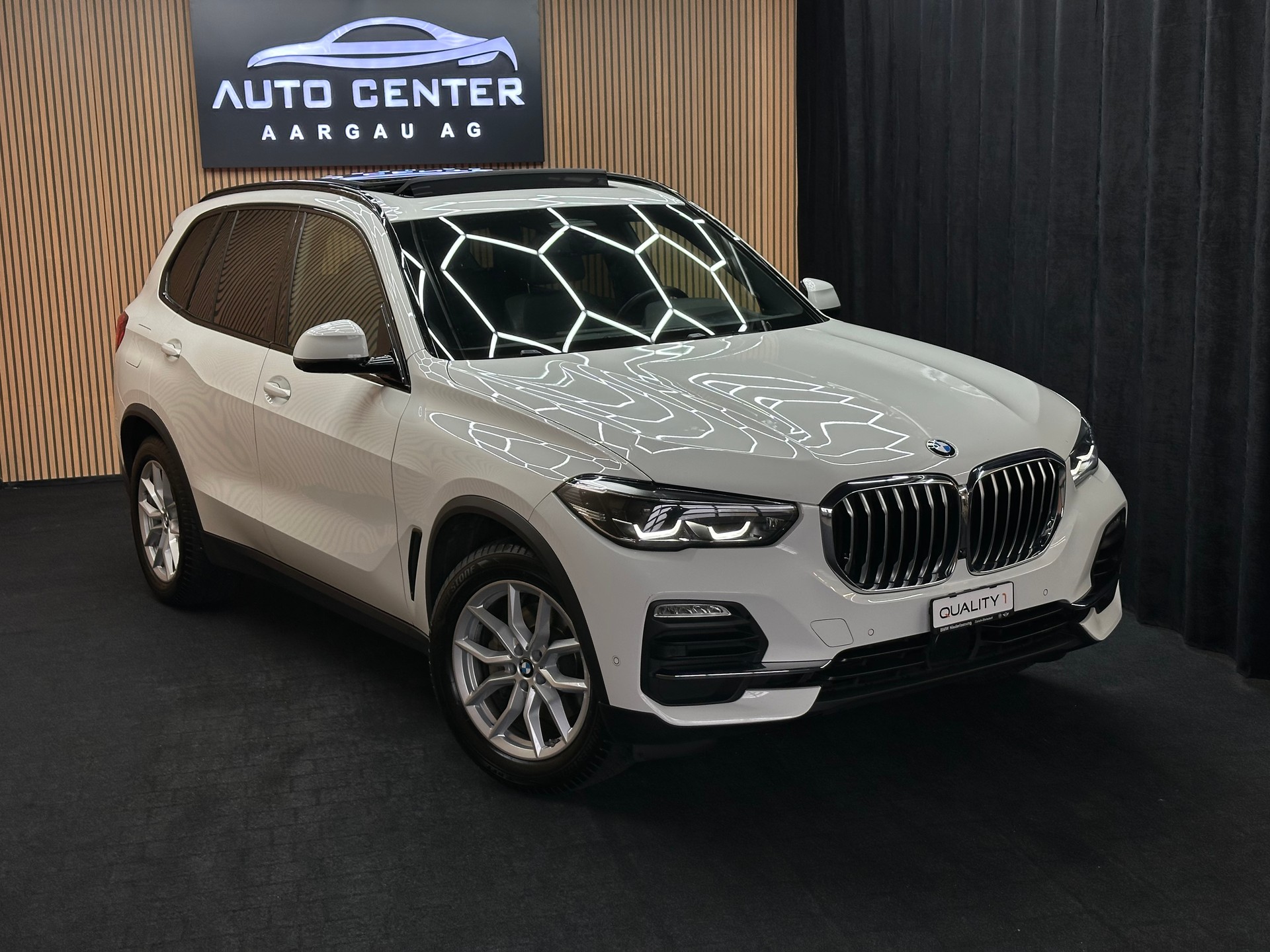 BMW X5 xDrive 30d xLine Steptronic *ab CHF 399.-/Monat*-image-0