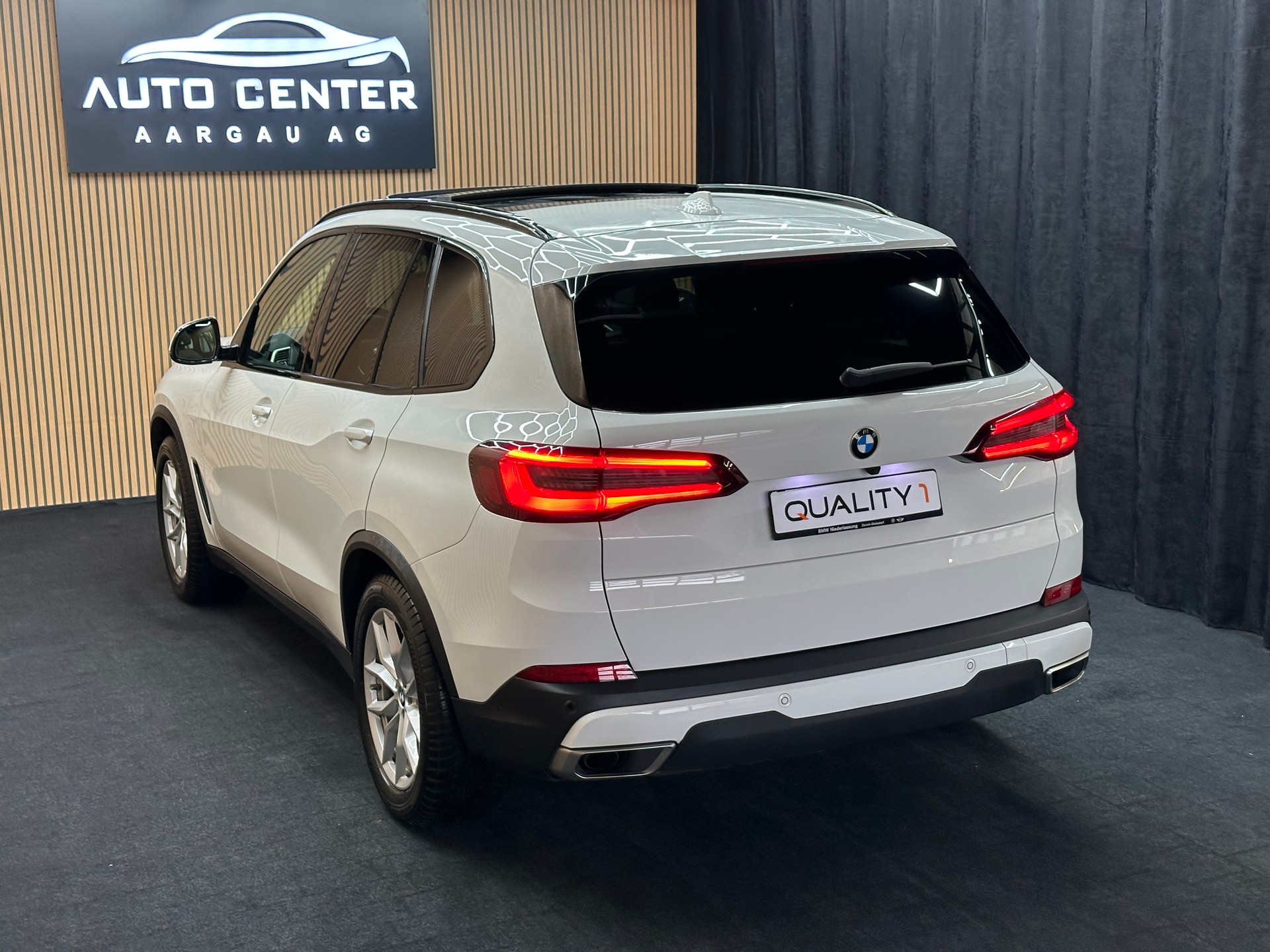 BMW X5 xDrive 30d xLine Steptronic *ab CHF 399.-/Monat*-image-3
