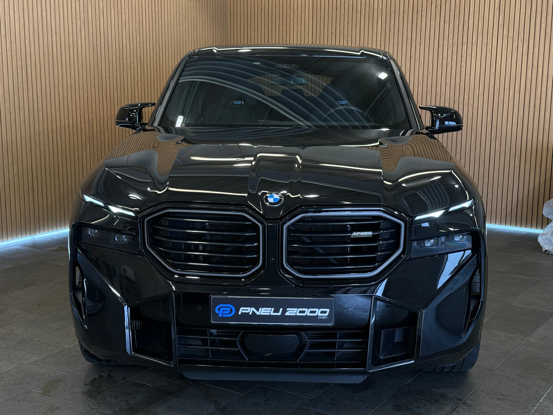 BMW XM xDrive PHEV Steptronic * GRATIS SERVICE*-image-1