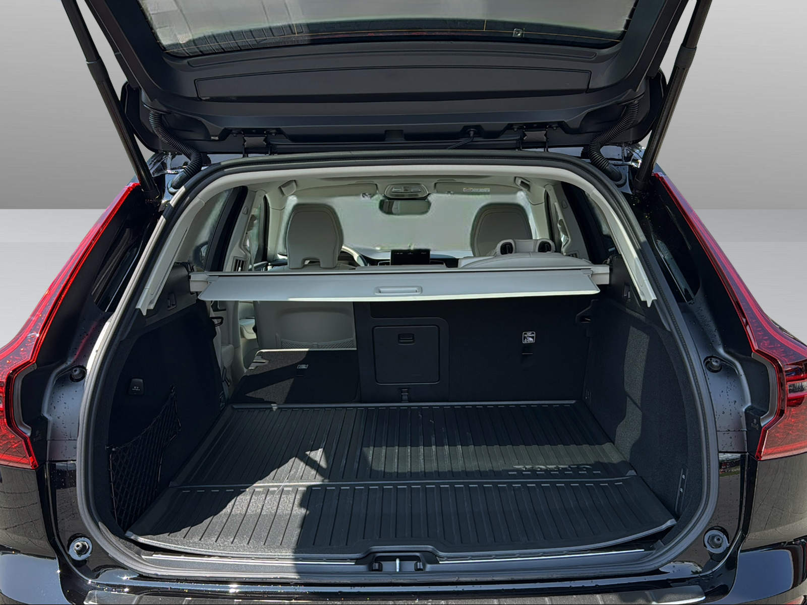 VOLVO XC60 2.0 T8 TE Ultra Bright eAWD-image-15